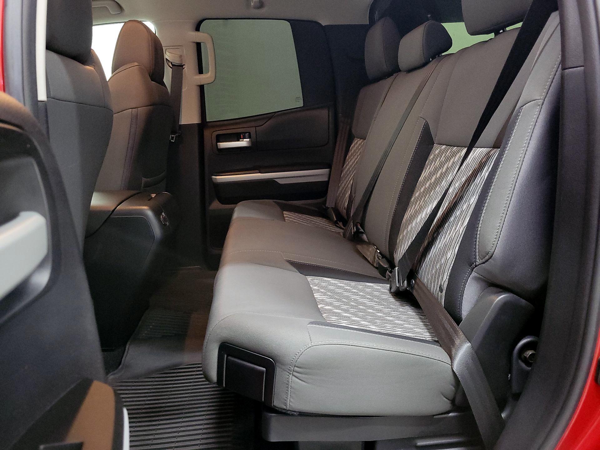 Thumbnail: 2019 Toyota Tundra - 19