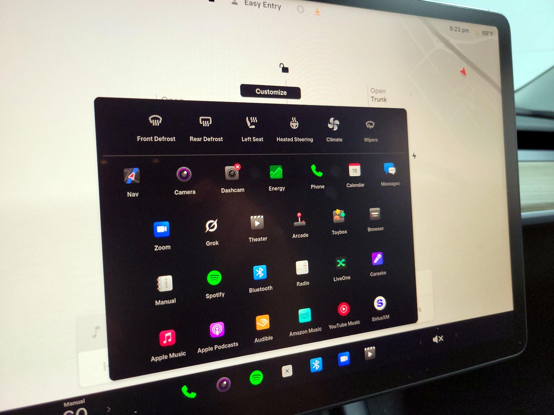 Thumbnail: 2023 Tesla Model 3 - 13