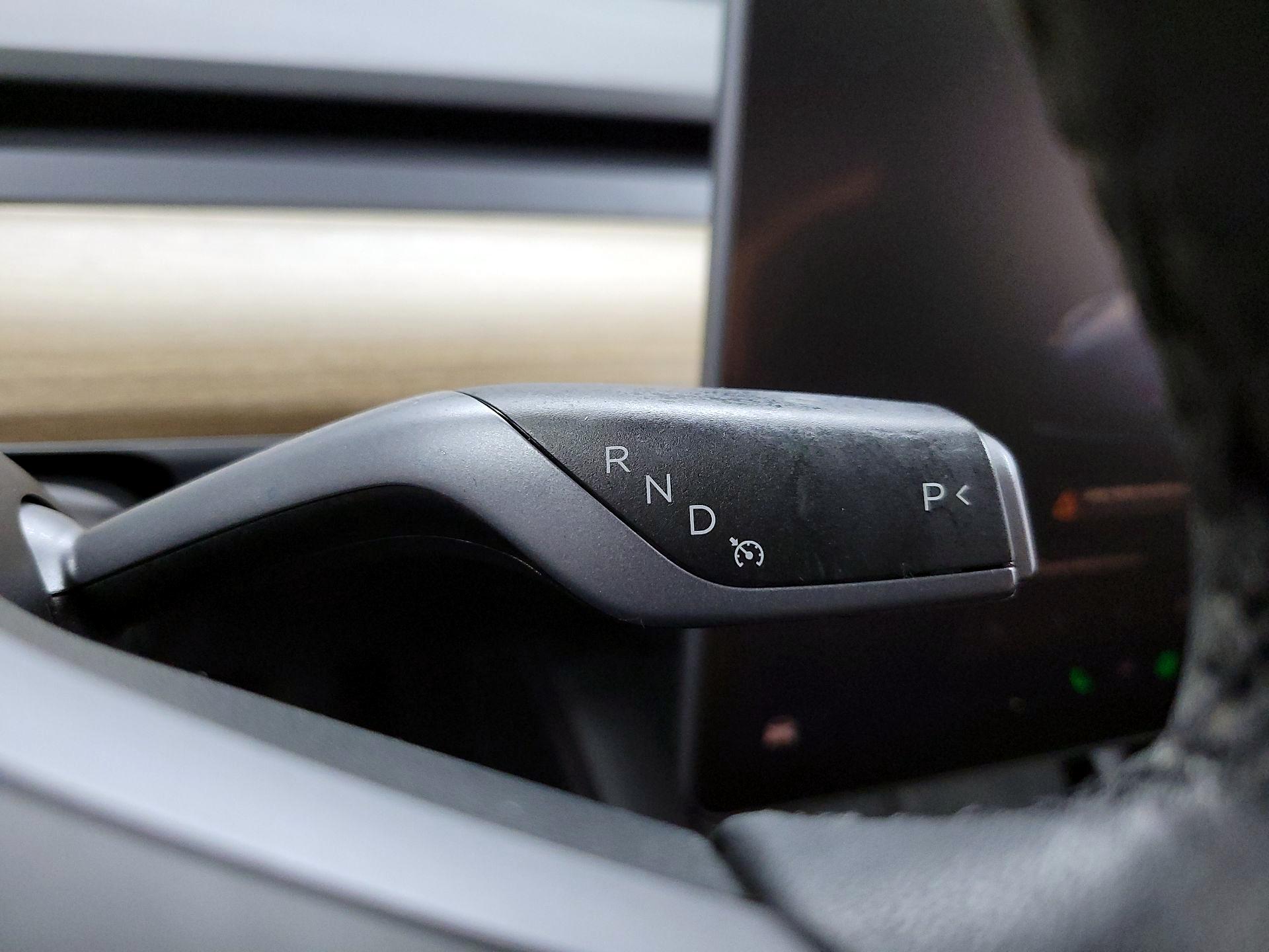 Thumbnail: 2023 Tesla Model 3 - 15