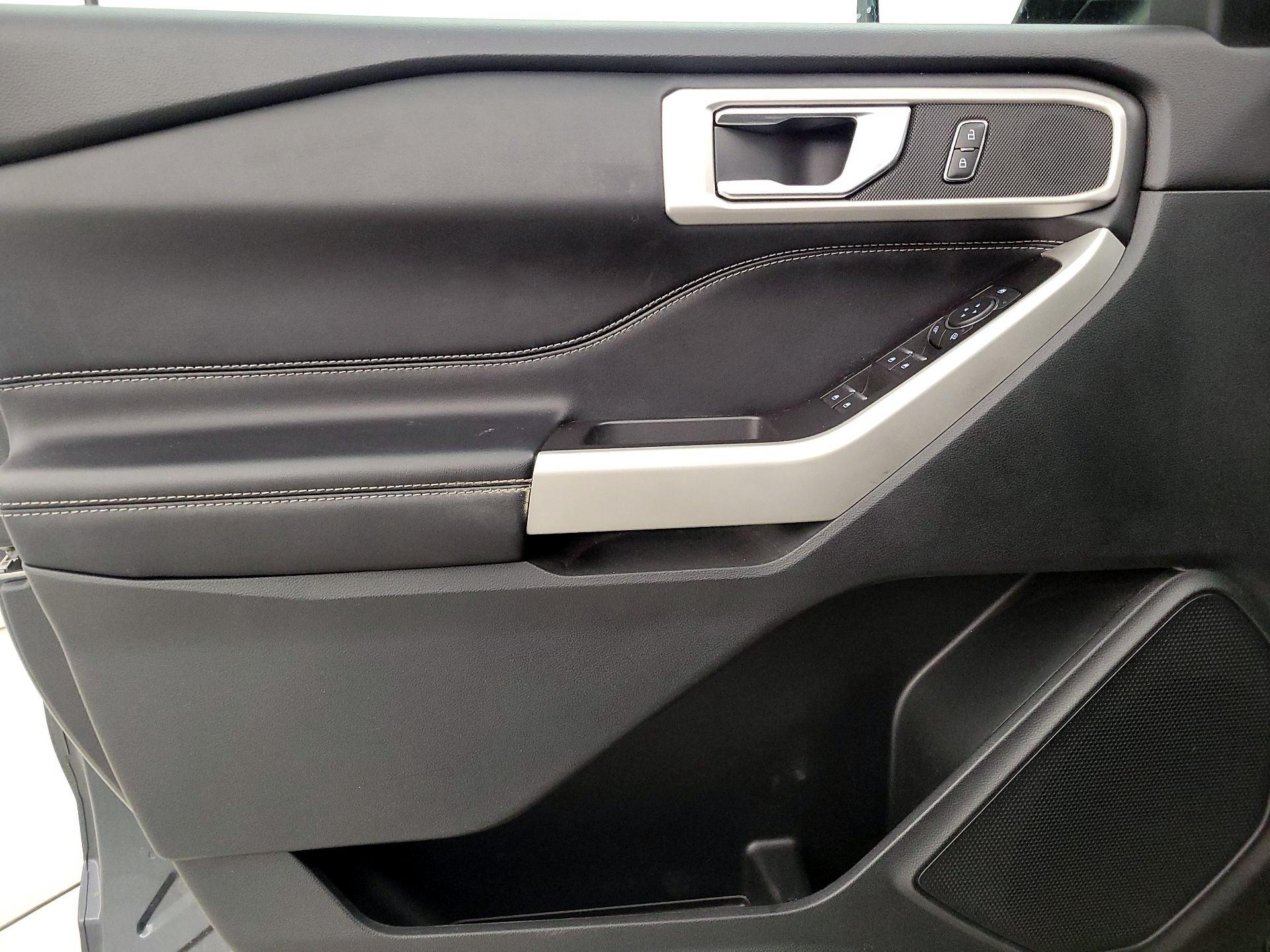 Thumbnail: 2022 Ford Explorer - 12