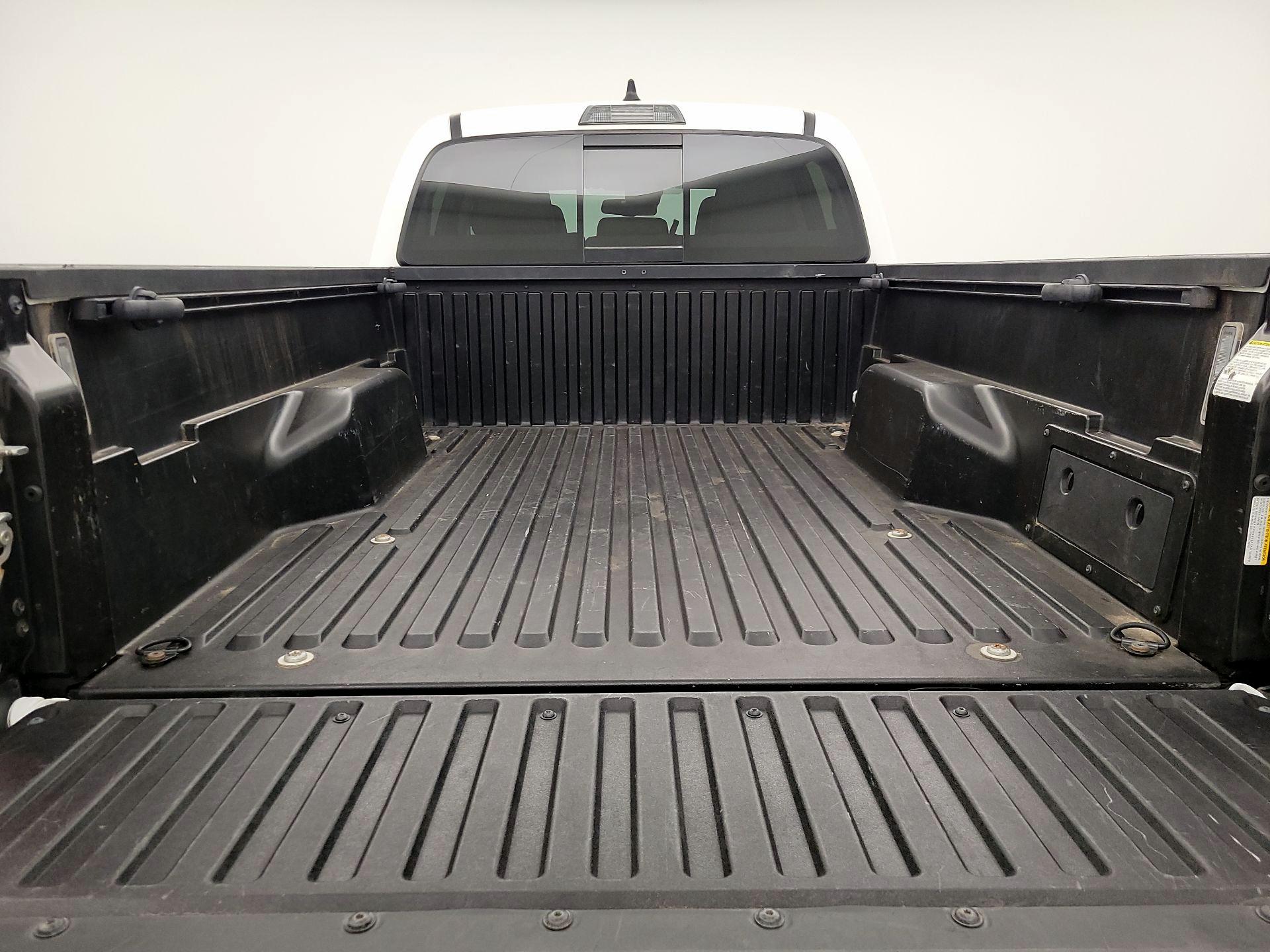 Thumbnail: 2023 Toyota Tacoma - 20