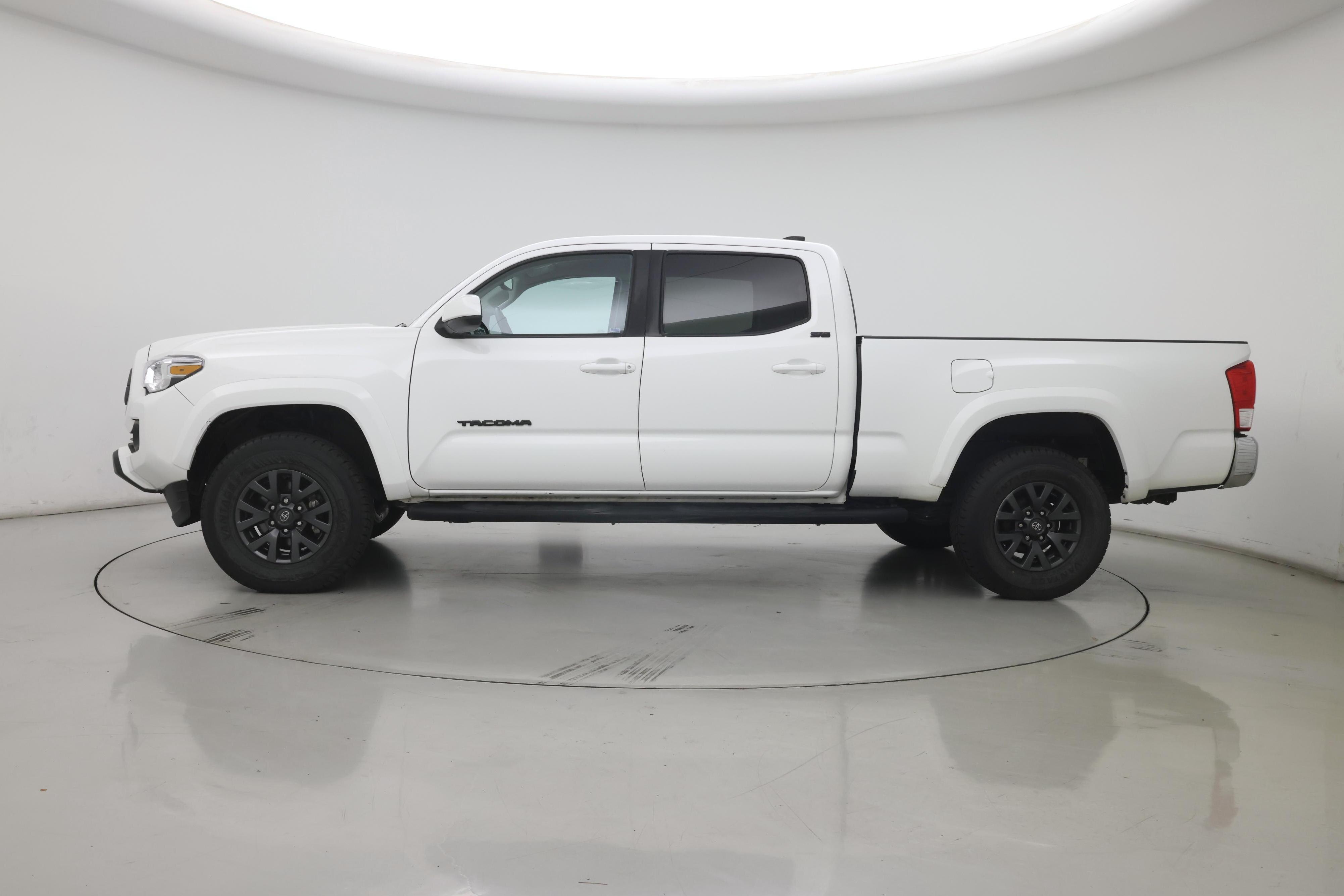 Thumbnail: 2023 Toyota Tacoma - 3