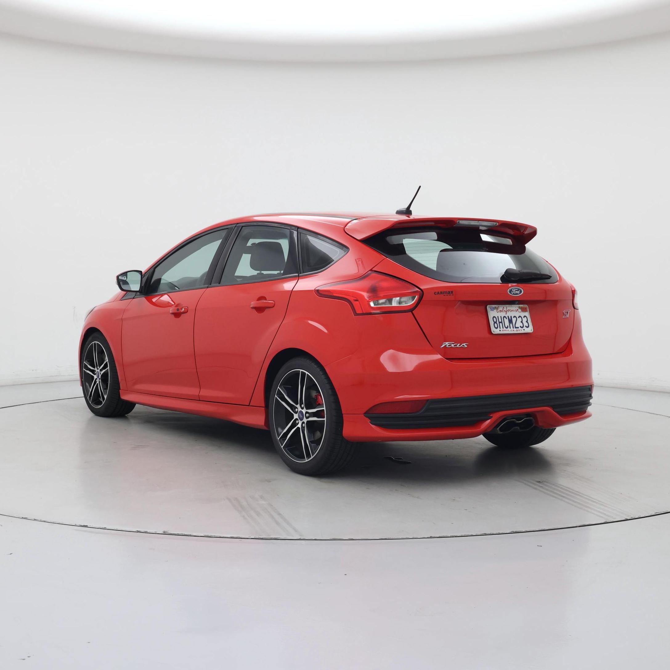 Thumbnail: 2016 Ford Focus - 2