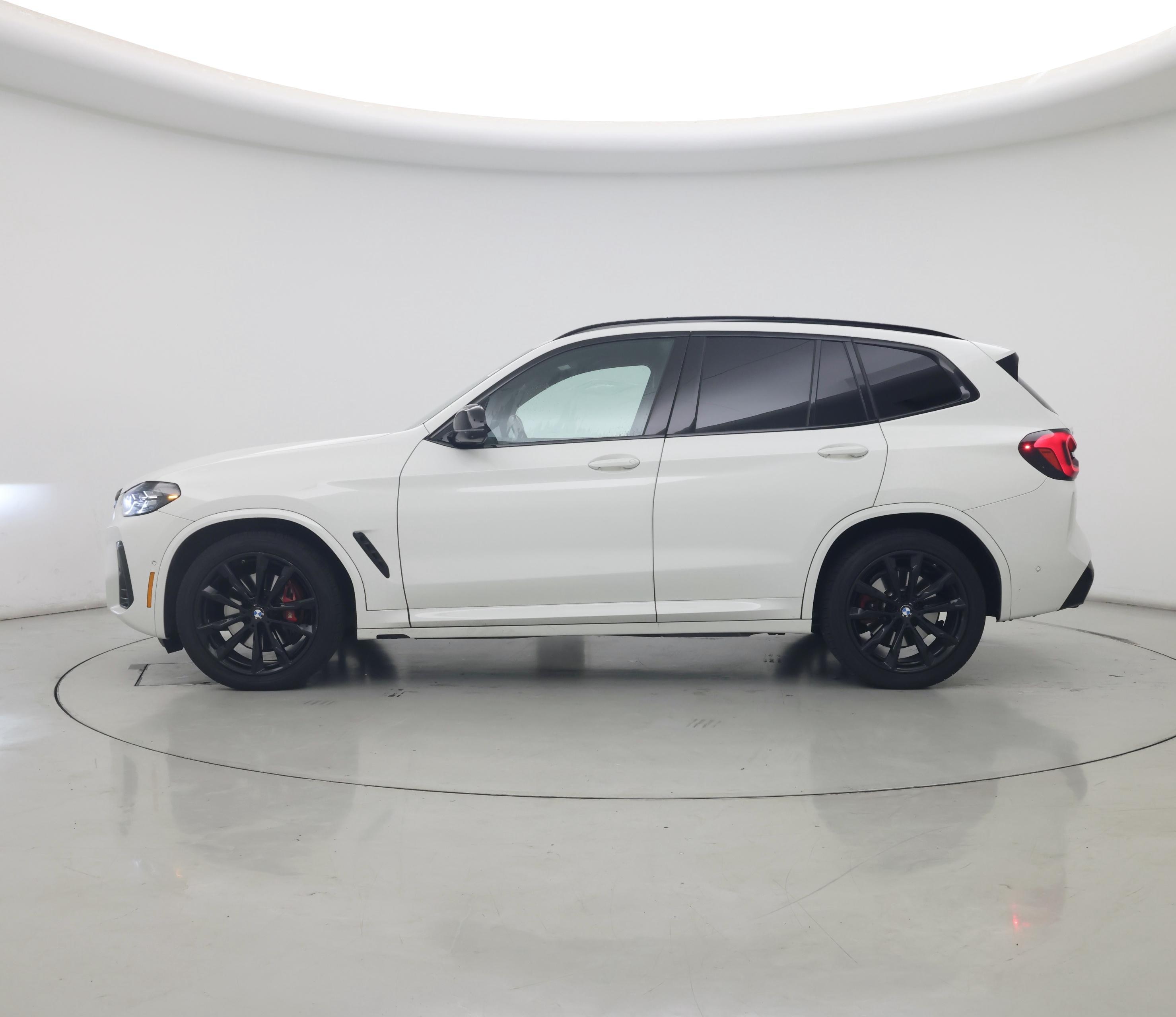 Thumbnail: 2024 BMW X3 - 3