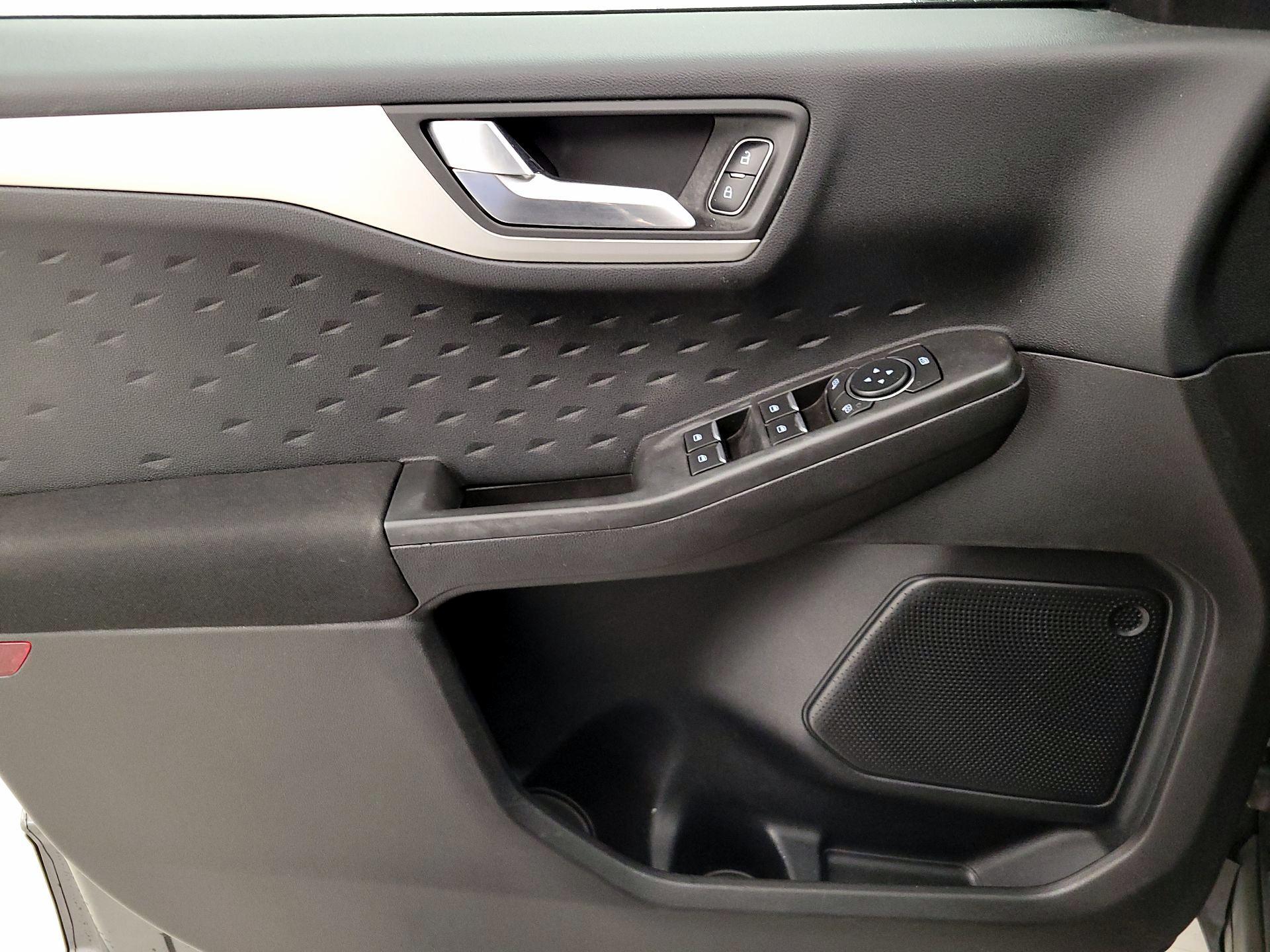 Thumbnail: 2020 Ford Escape - 12