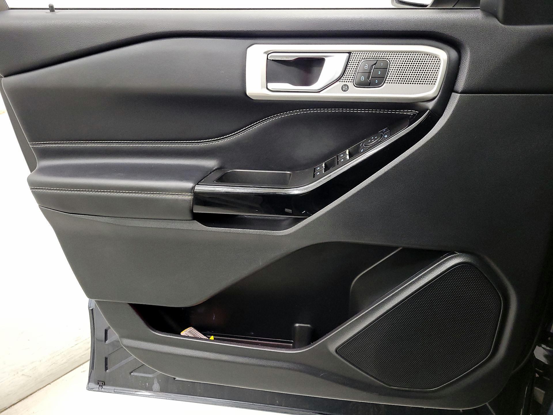 Thumbnail: 2022 Ford Explorer - 12