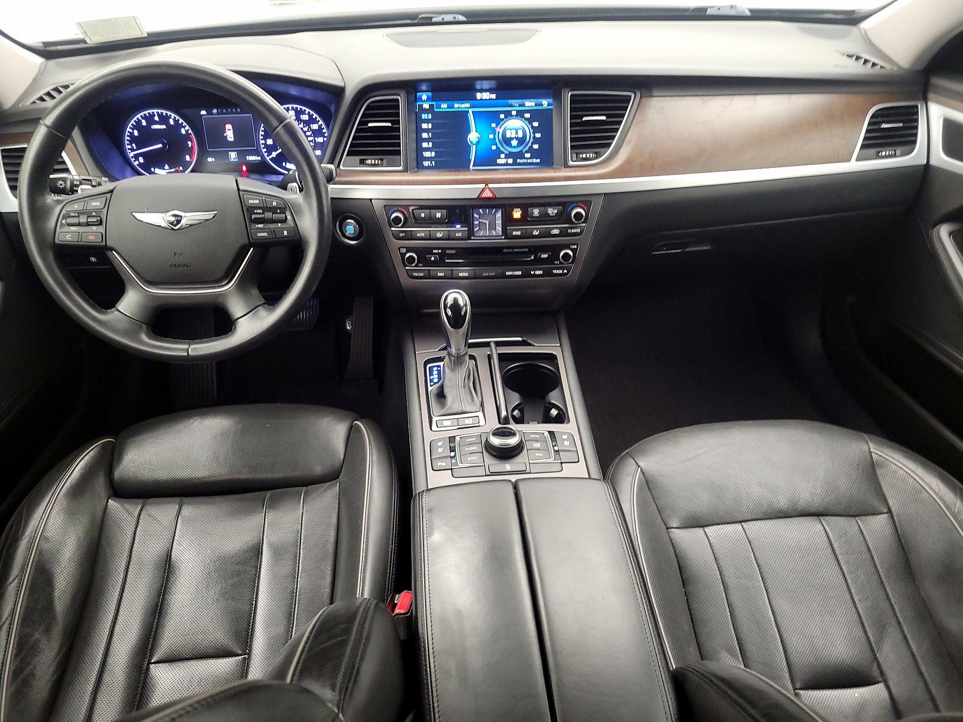 Thumbnail: 2017 Genesis G80 - 9