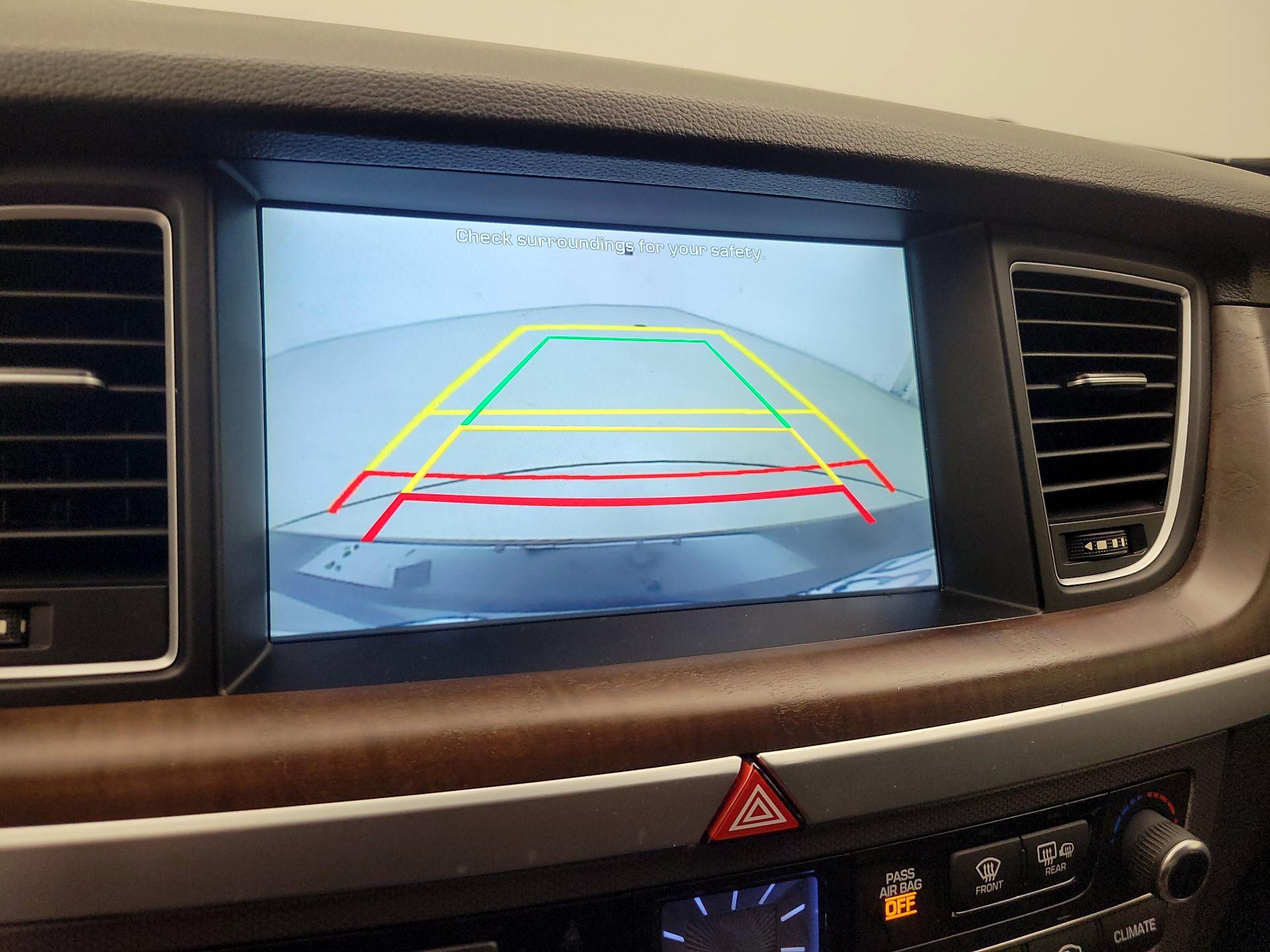 Thumbnail: 2017 Genesis G80 - 14