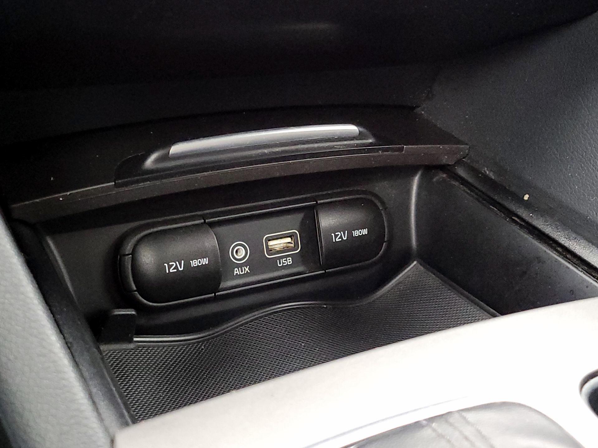 Thumbnail: 2019 Kia Optima - 18