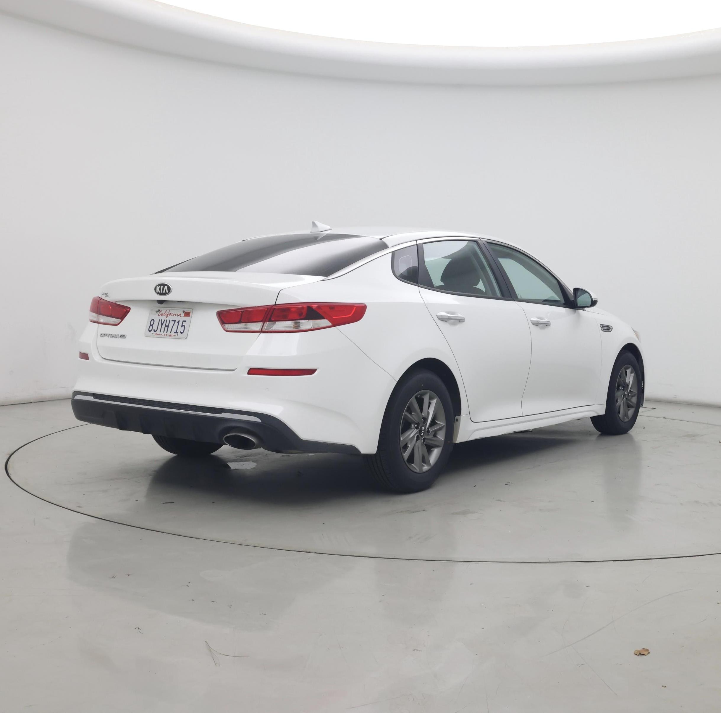 Thumbnail: 2019 Kia Optima - 8