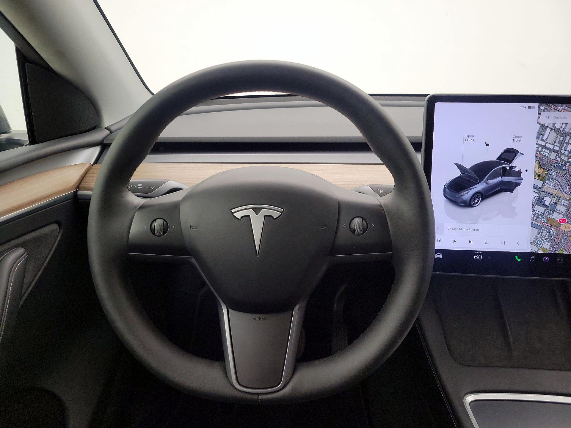 Thumbnail: 2023 Tesla Model Y - 10