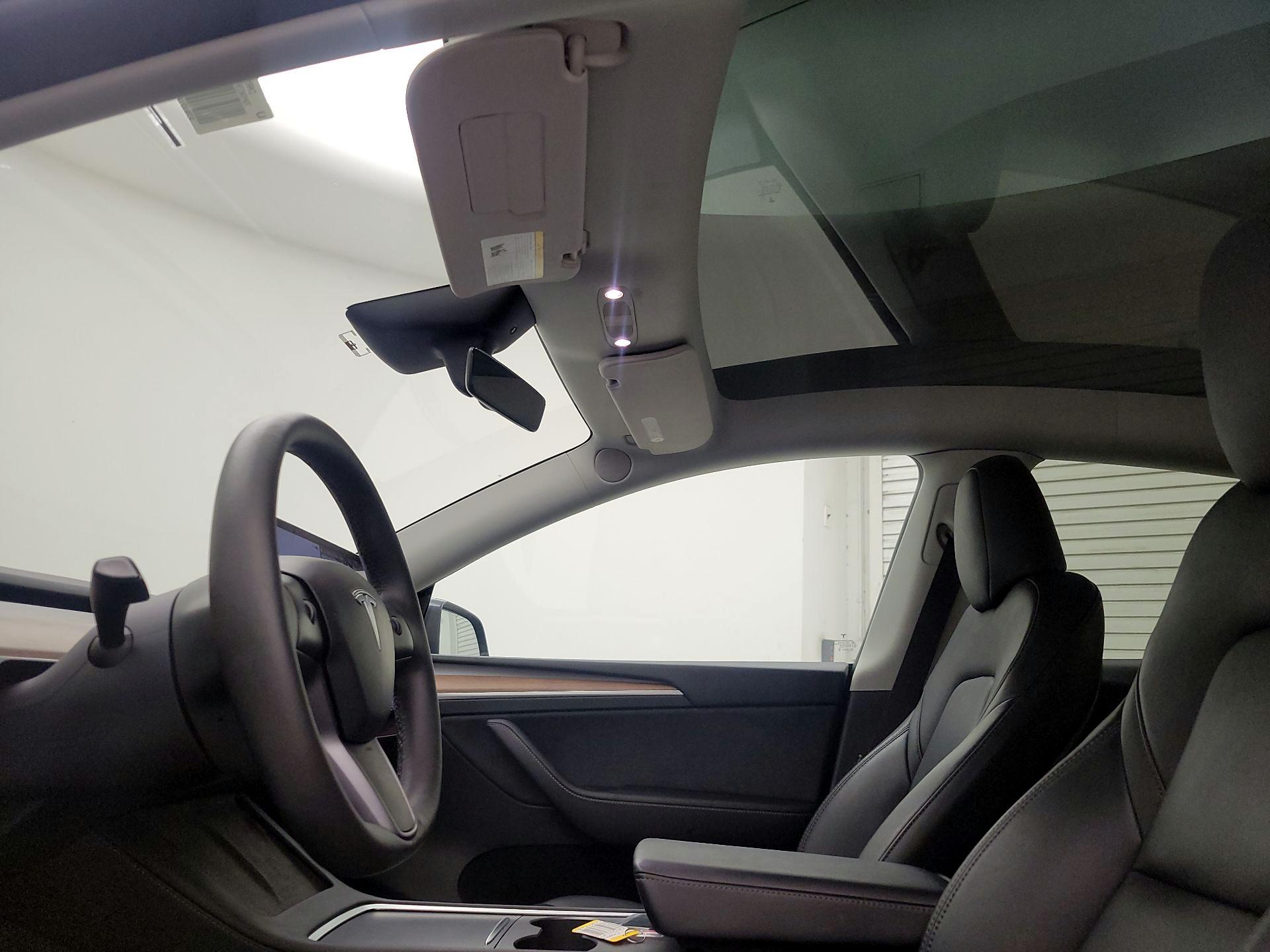 Thumbnail: 2023 Tesla Model Y - 18