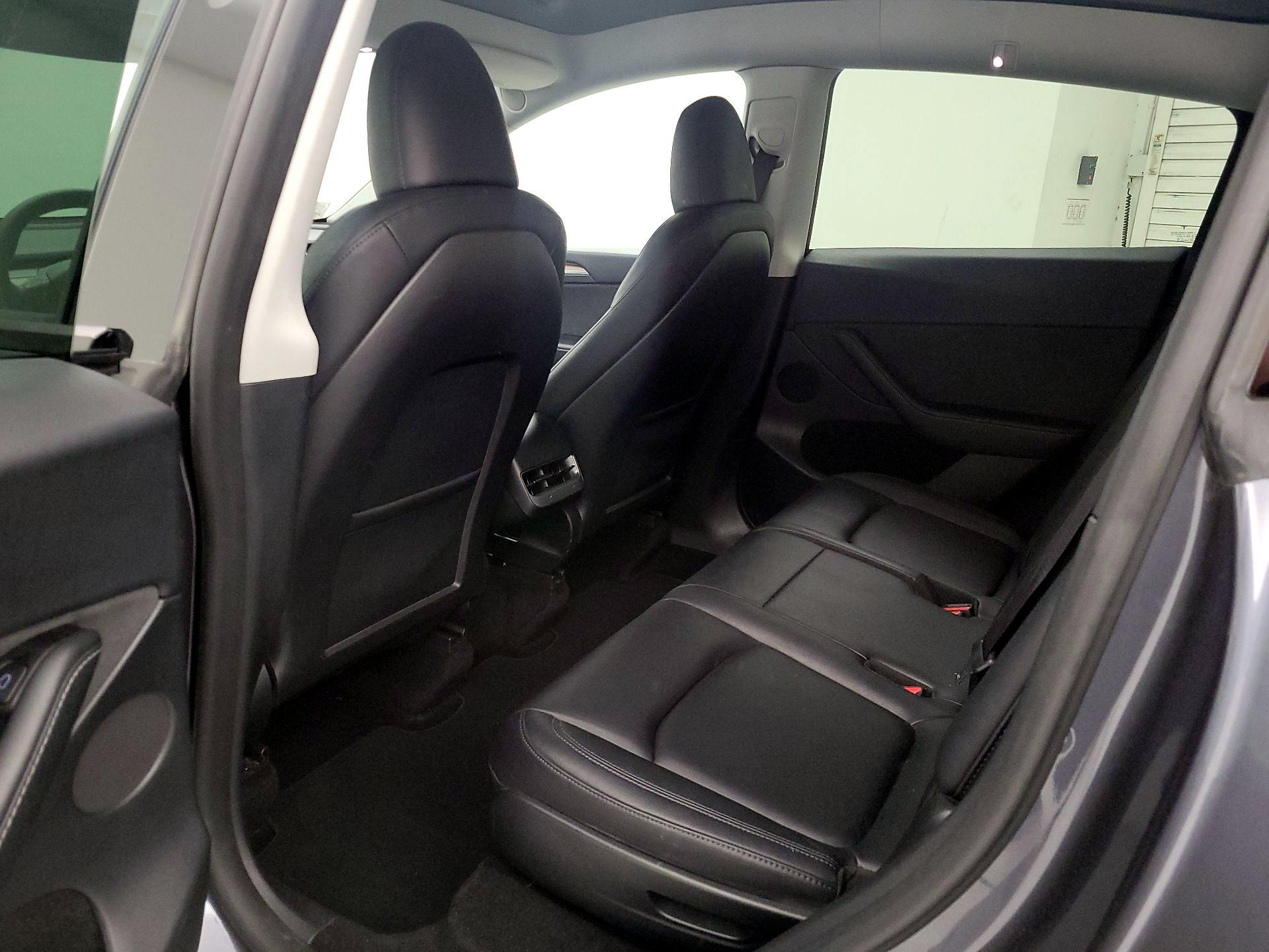 Thumbnail: 2023 Tesla Model Y - 19