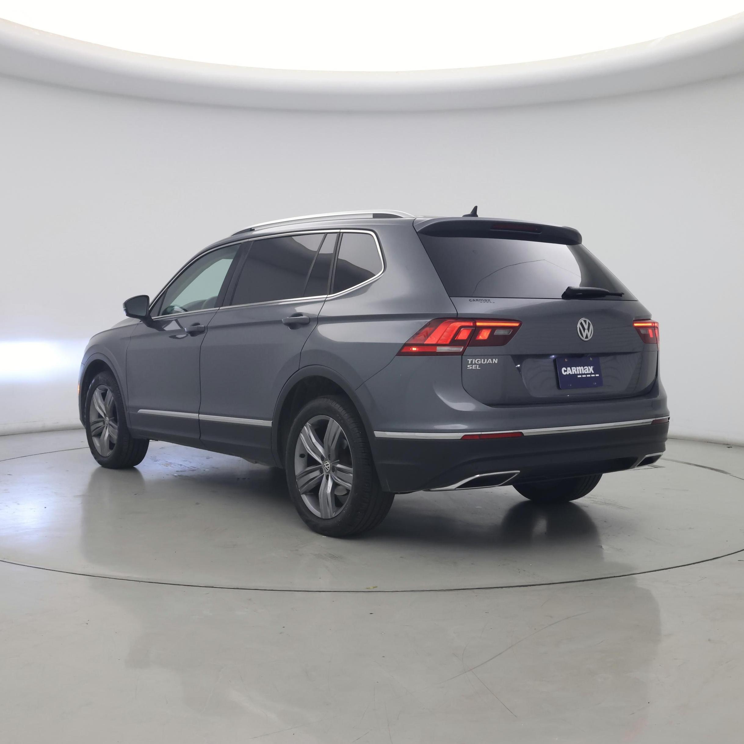 Thumbnail: 2020 Volkswagen Tiguan - 2