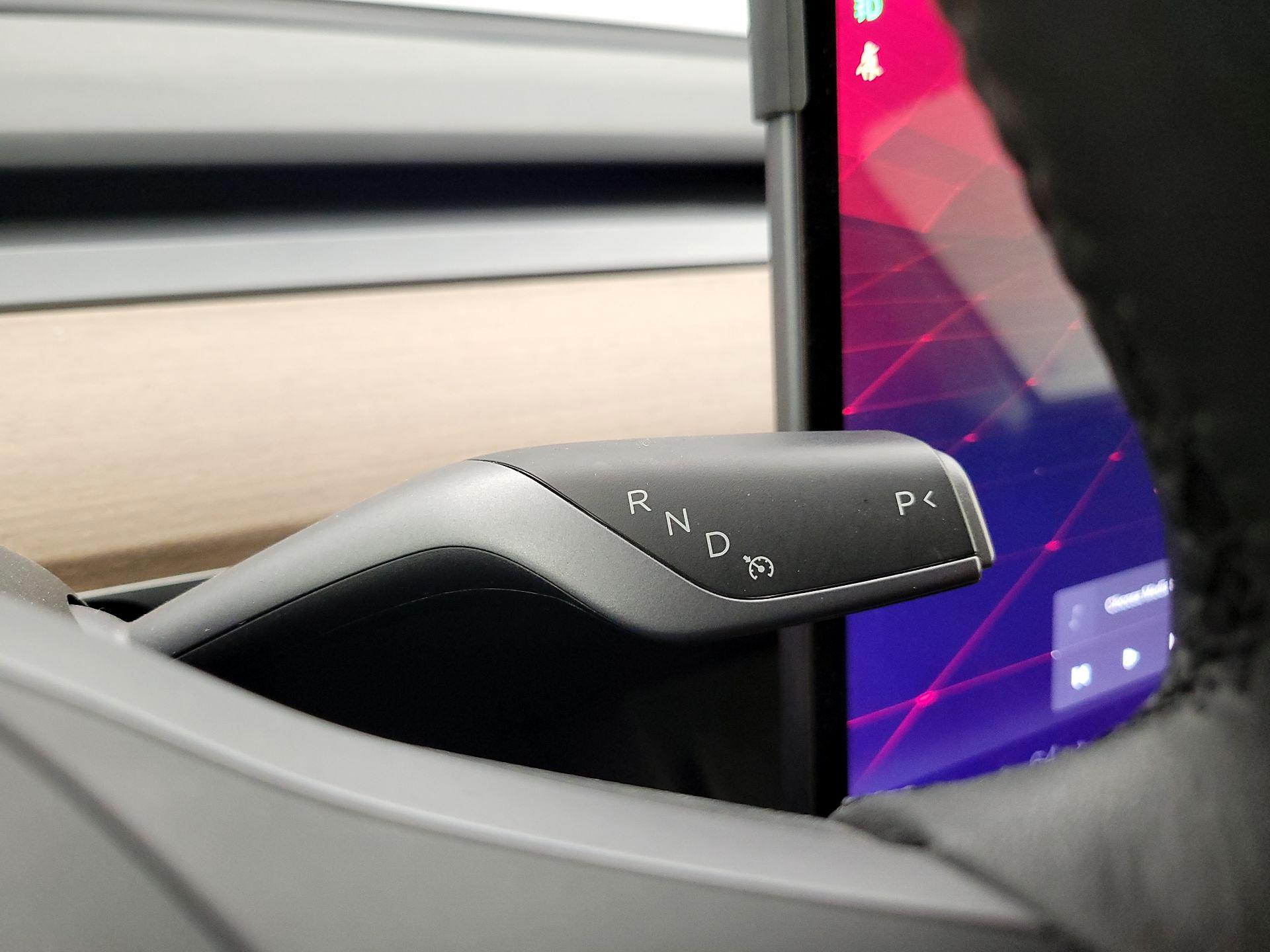 Thumbnail: 2022 Tesla Model Y - 17