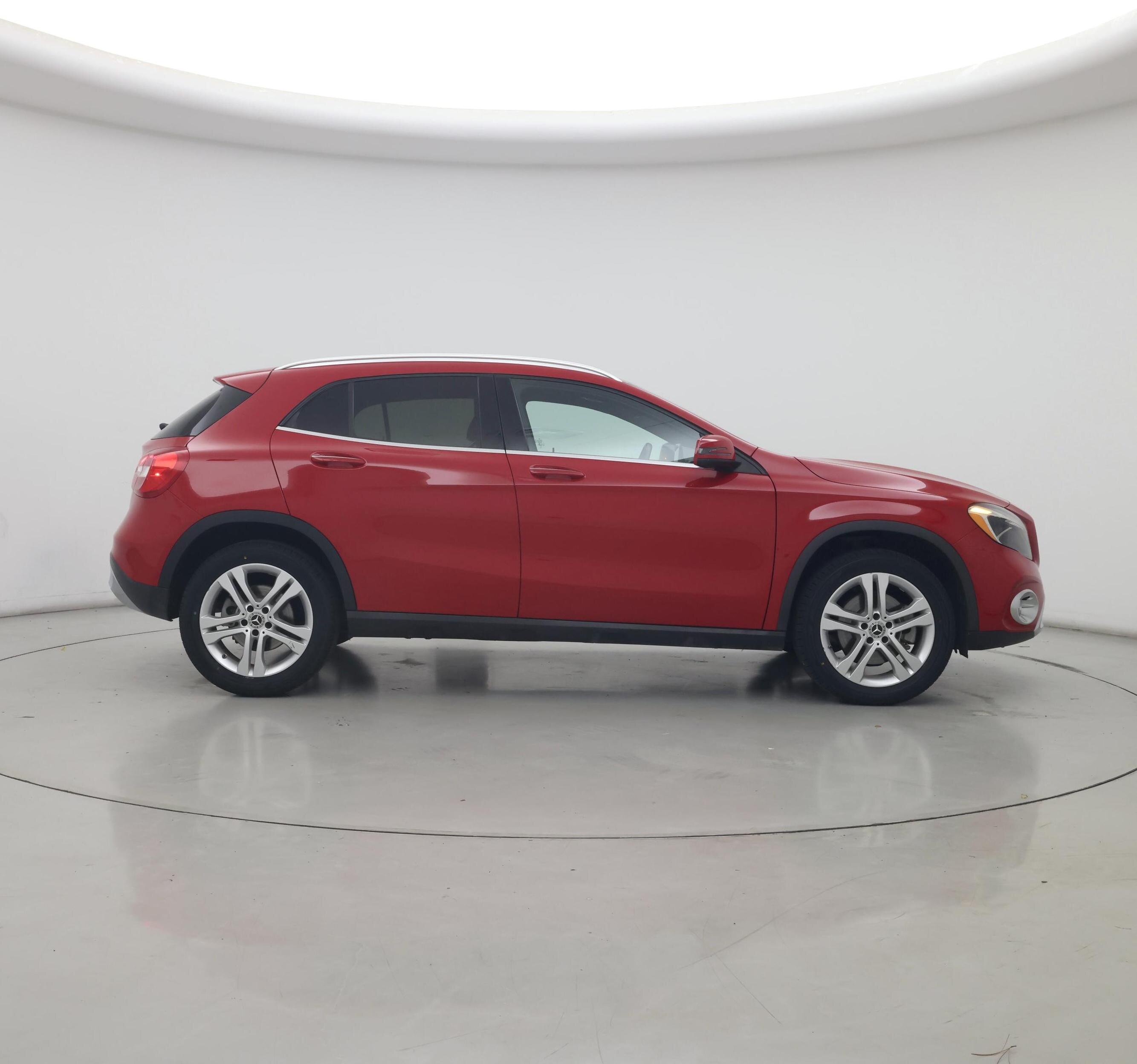 Thumbnail: 2020 Mercedes-Benz GLA - 7