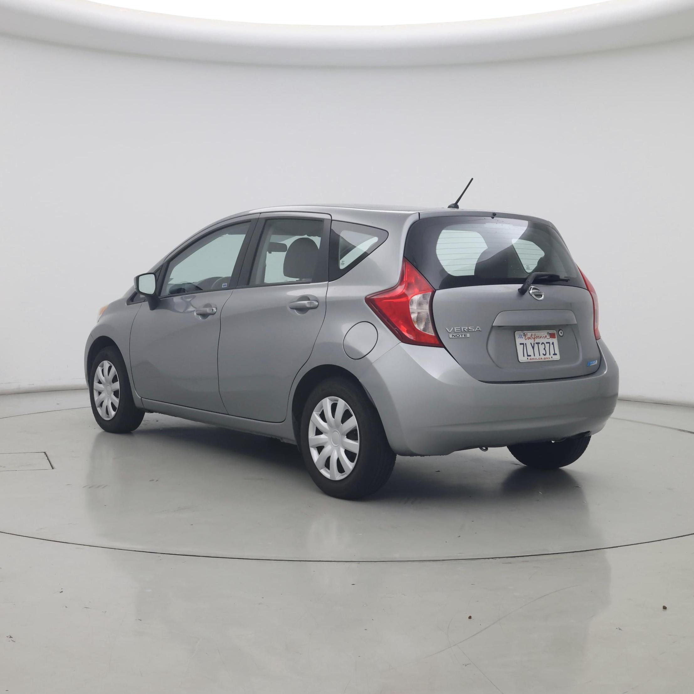 Thumbnail: 2015 Nissan Versa Note - 2