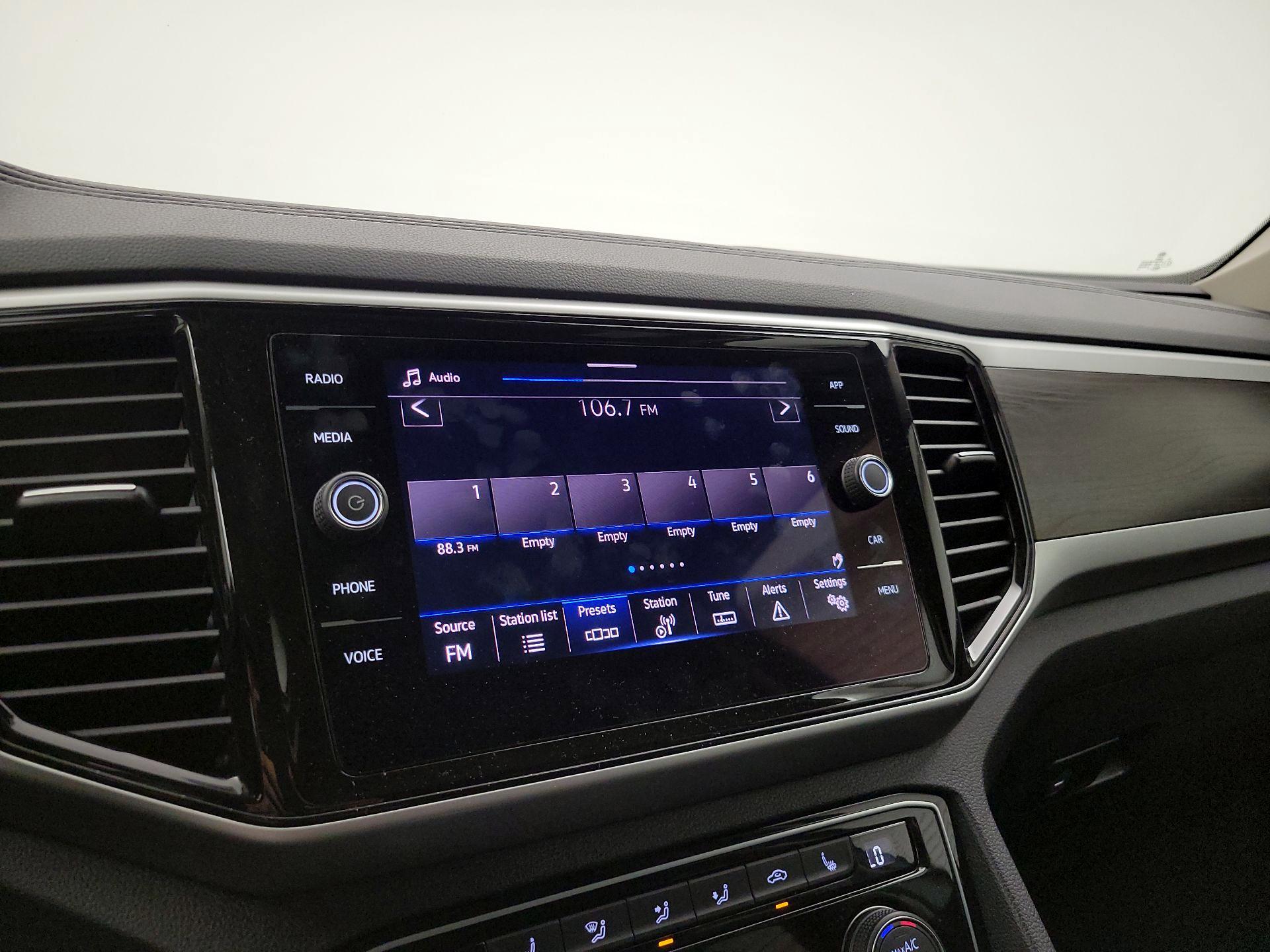 Thumbnail: 2022 Volkswagen Atlas - 15