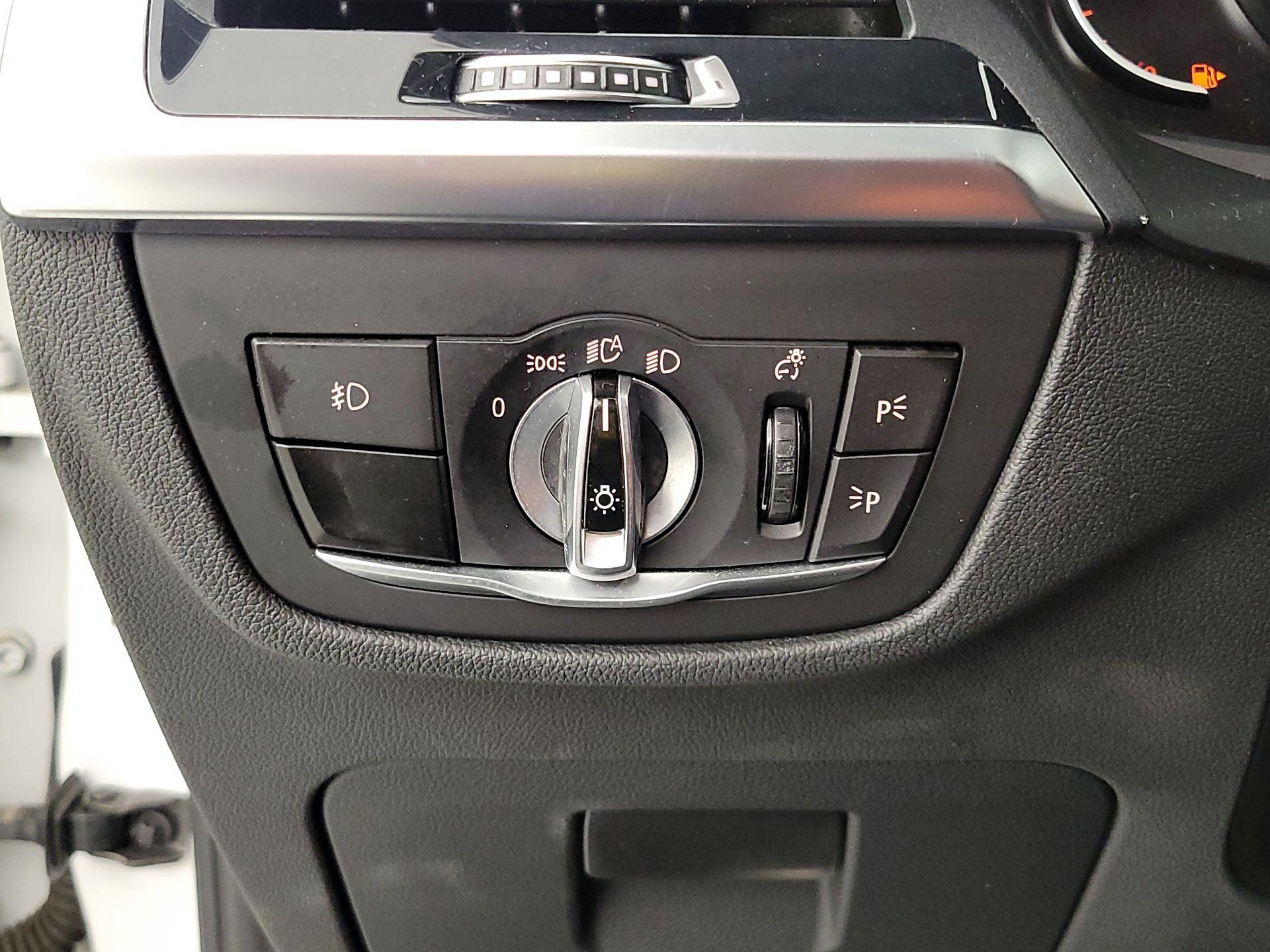 Thumbnail: 2019 BMW X3 - 13
