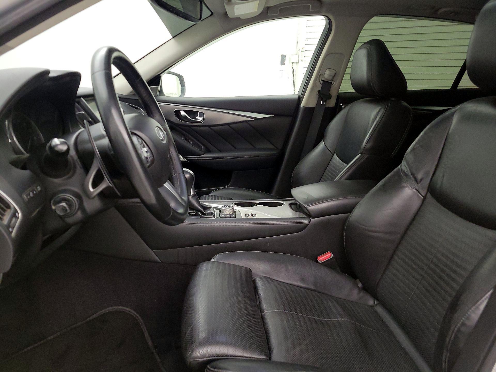 Thumbnail: 2017 INFINITI Q50 - 11