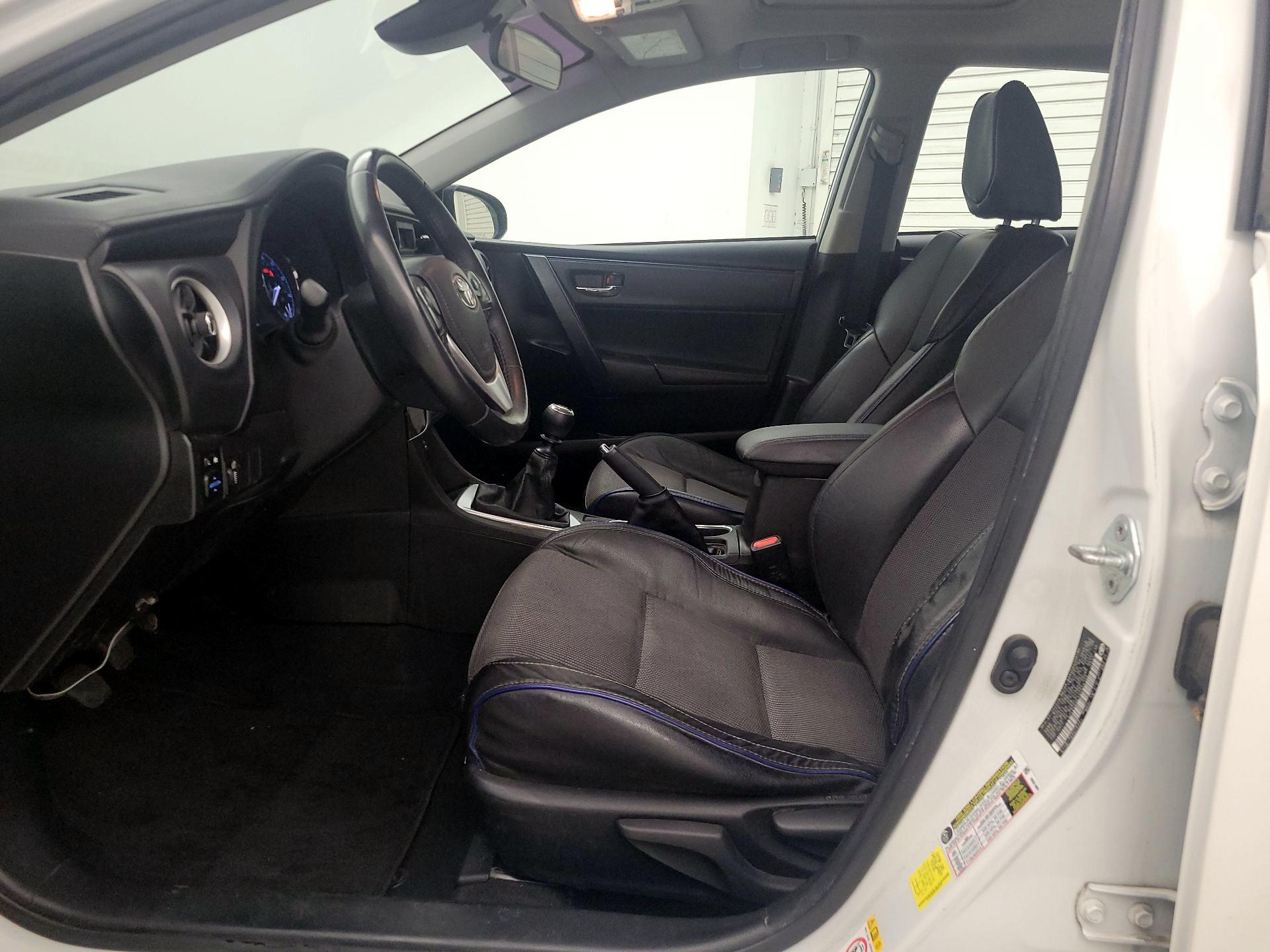 Thumbnail: 2017 Toyota Corolla - 11