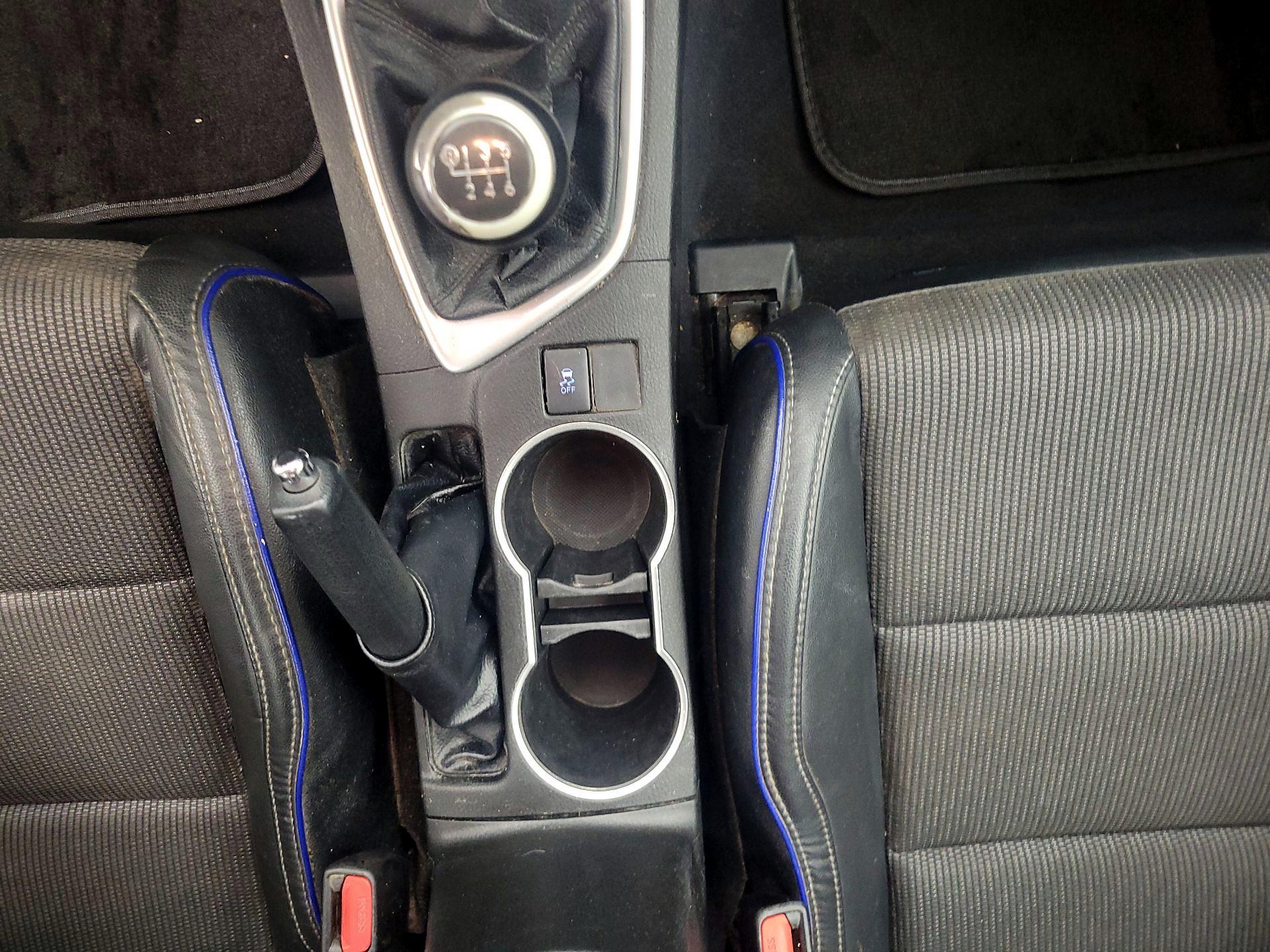 Thumbnail: 2017 Toyota Corolla - 17