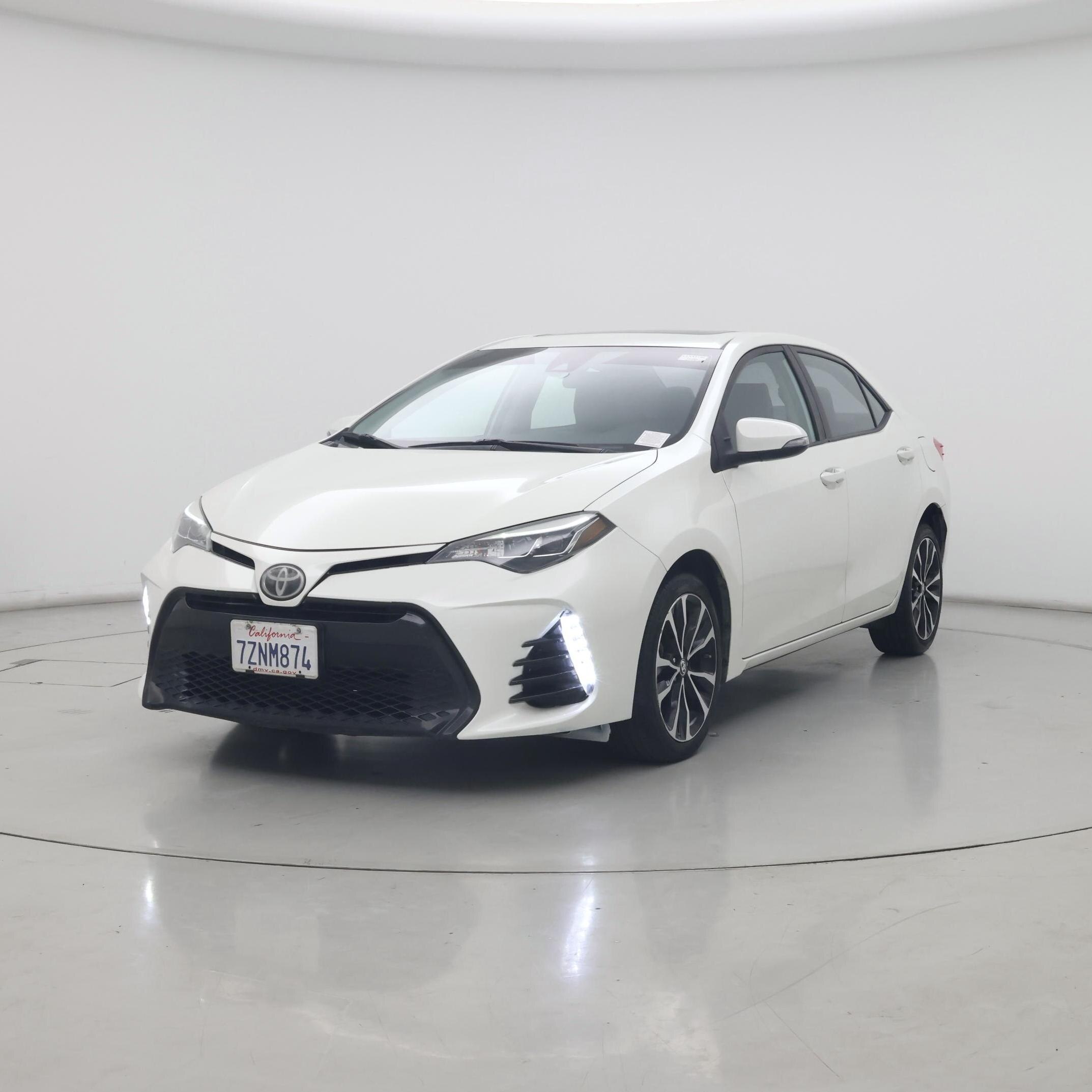Thumbnail: 2017 Toyota Corolla - 4