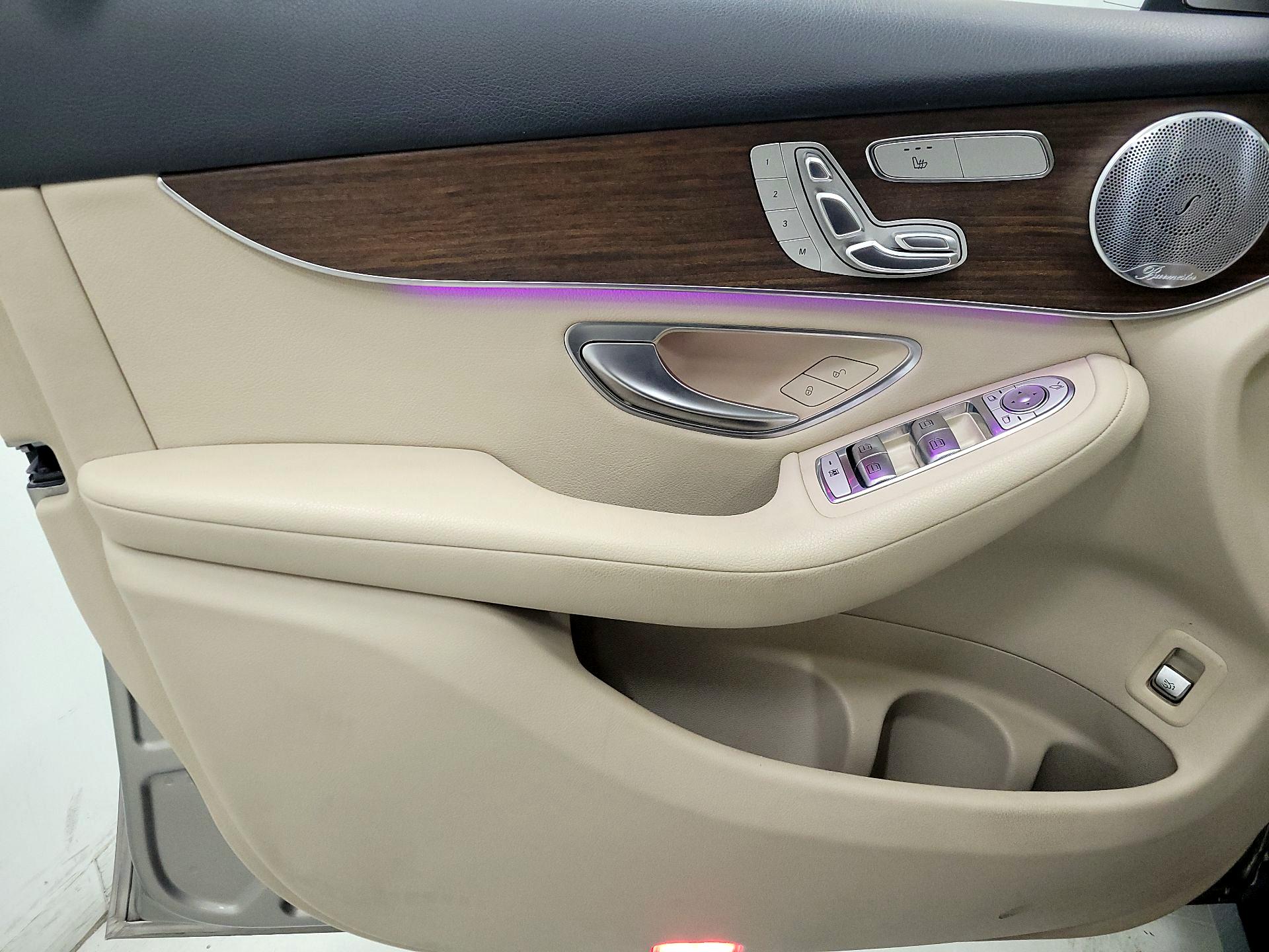 Thumbnail: 2021 Mercedes-Benz GLC - 12