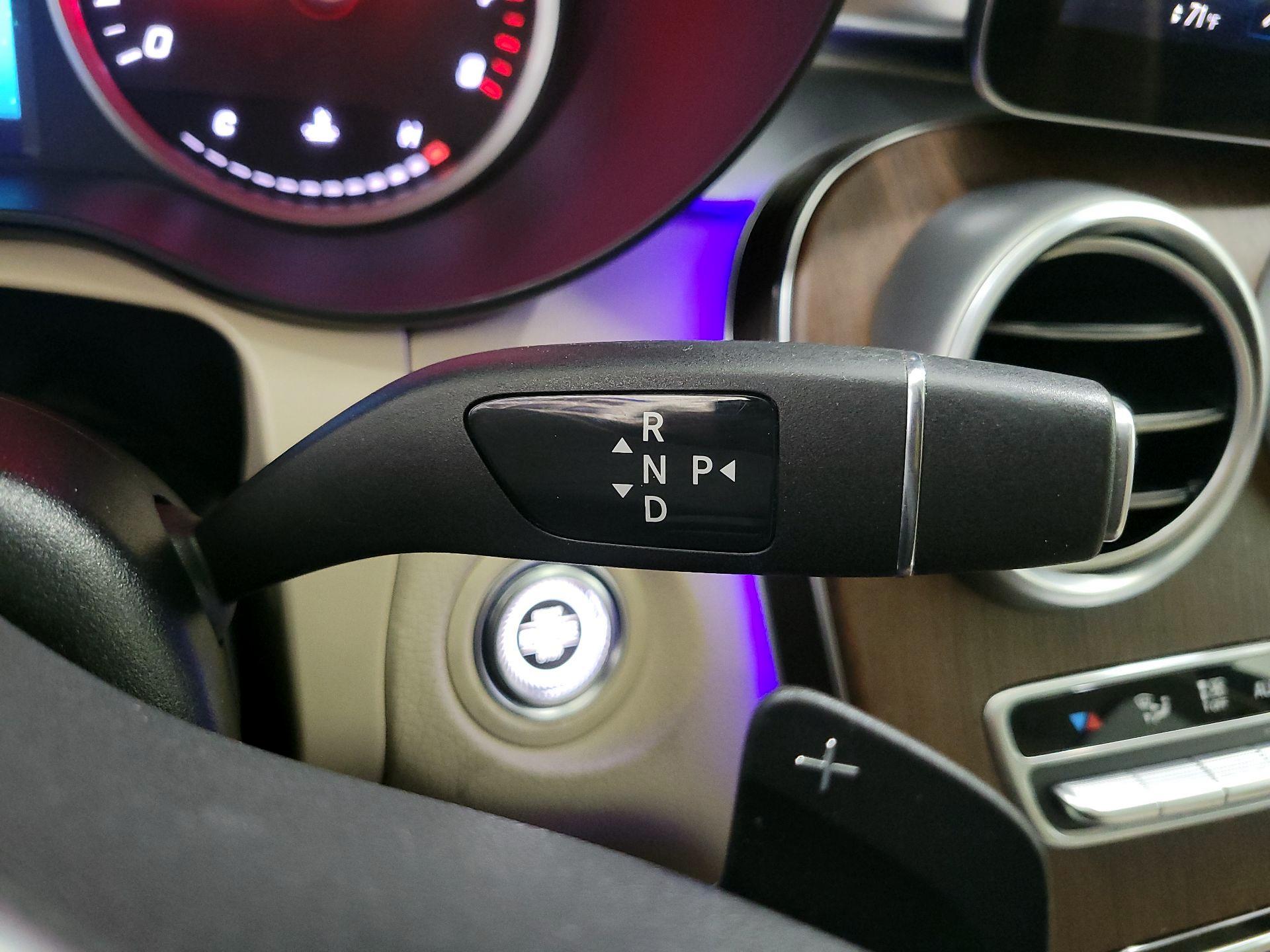 Thumbnail: 2021 Mercedes-Benz GLC - 17