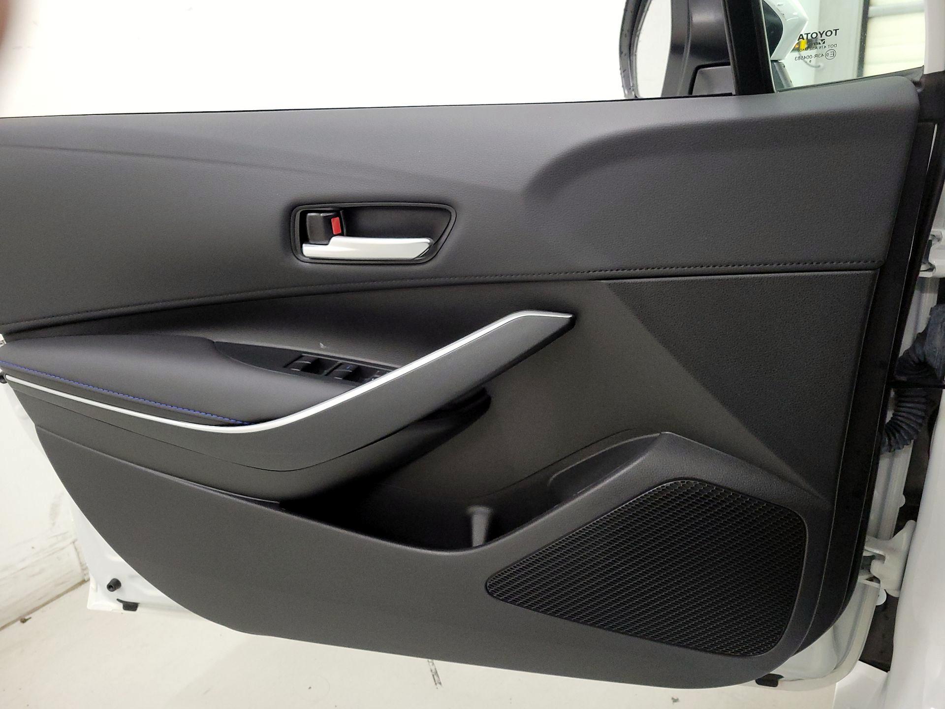 Thumbnail: 2020 Toyota Corolla - 12