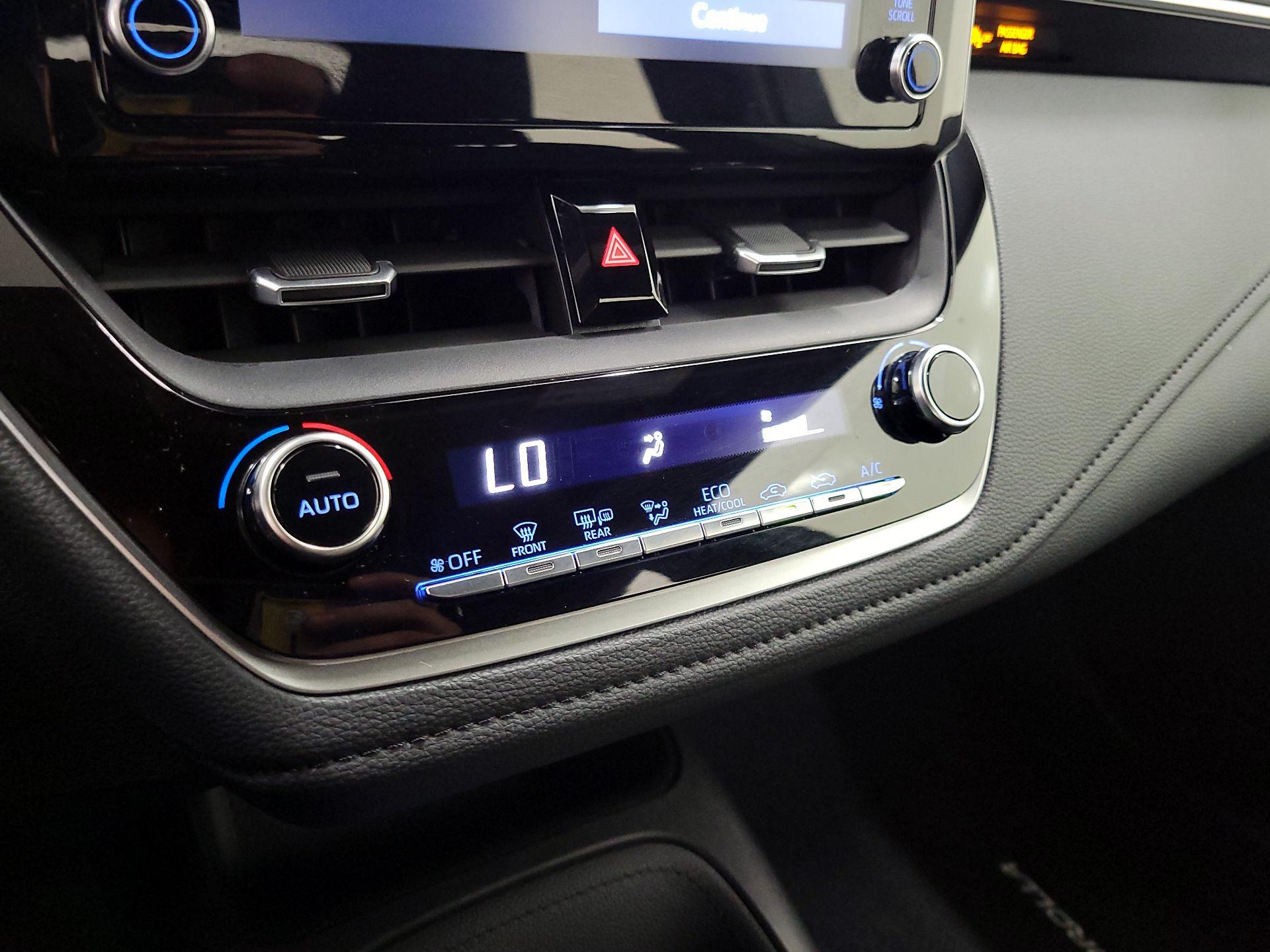 Thumbnail: 2020 Toyota Corolla - 16