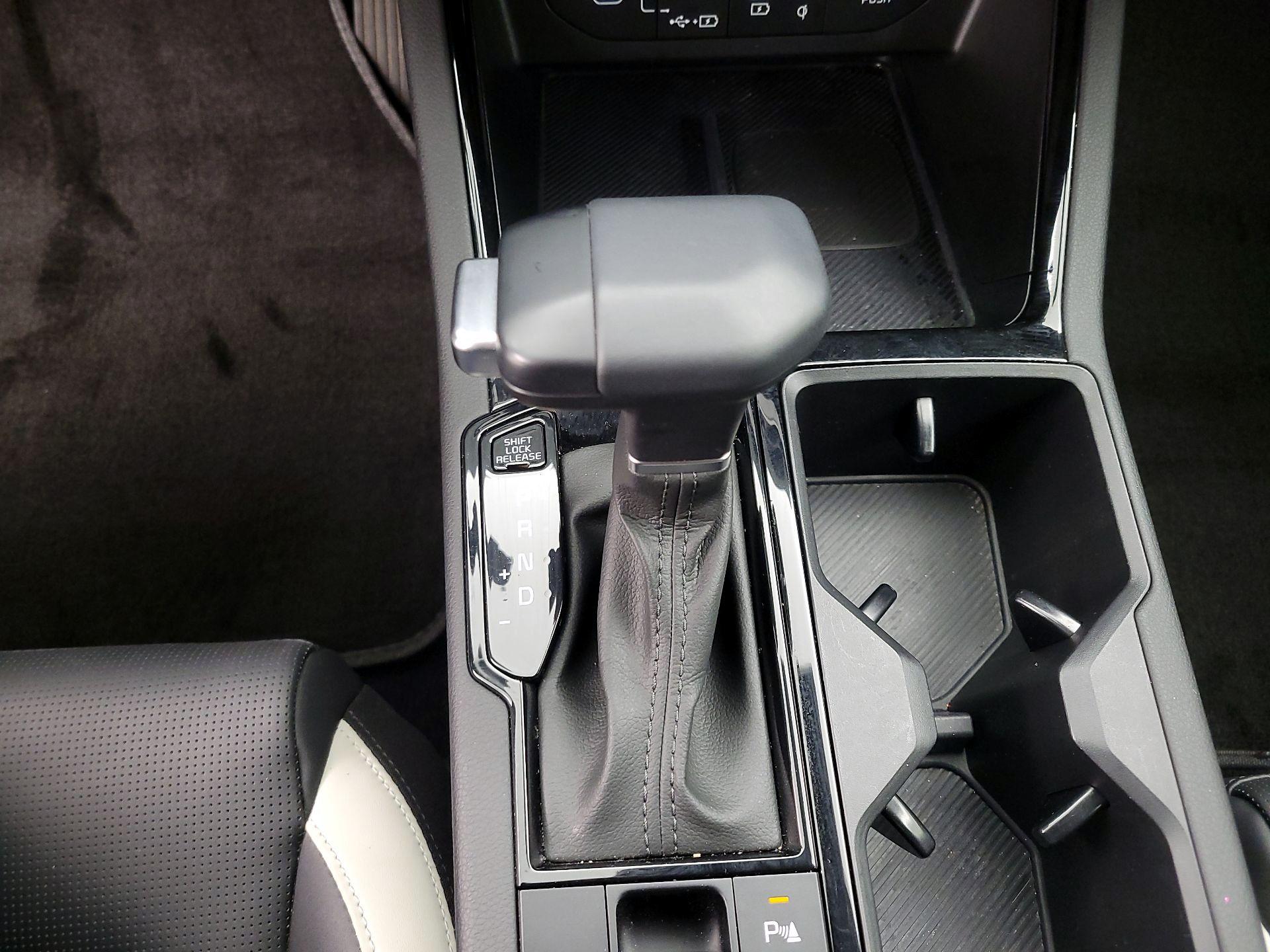 Thumbnail: 2025 Kia K5 - 18