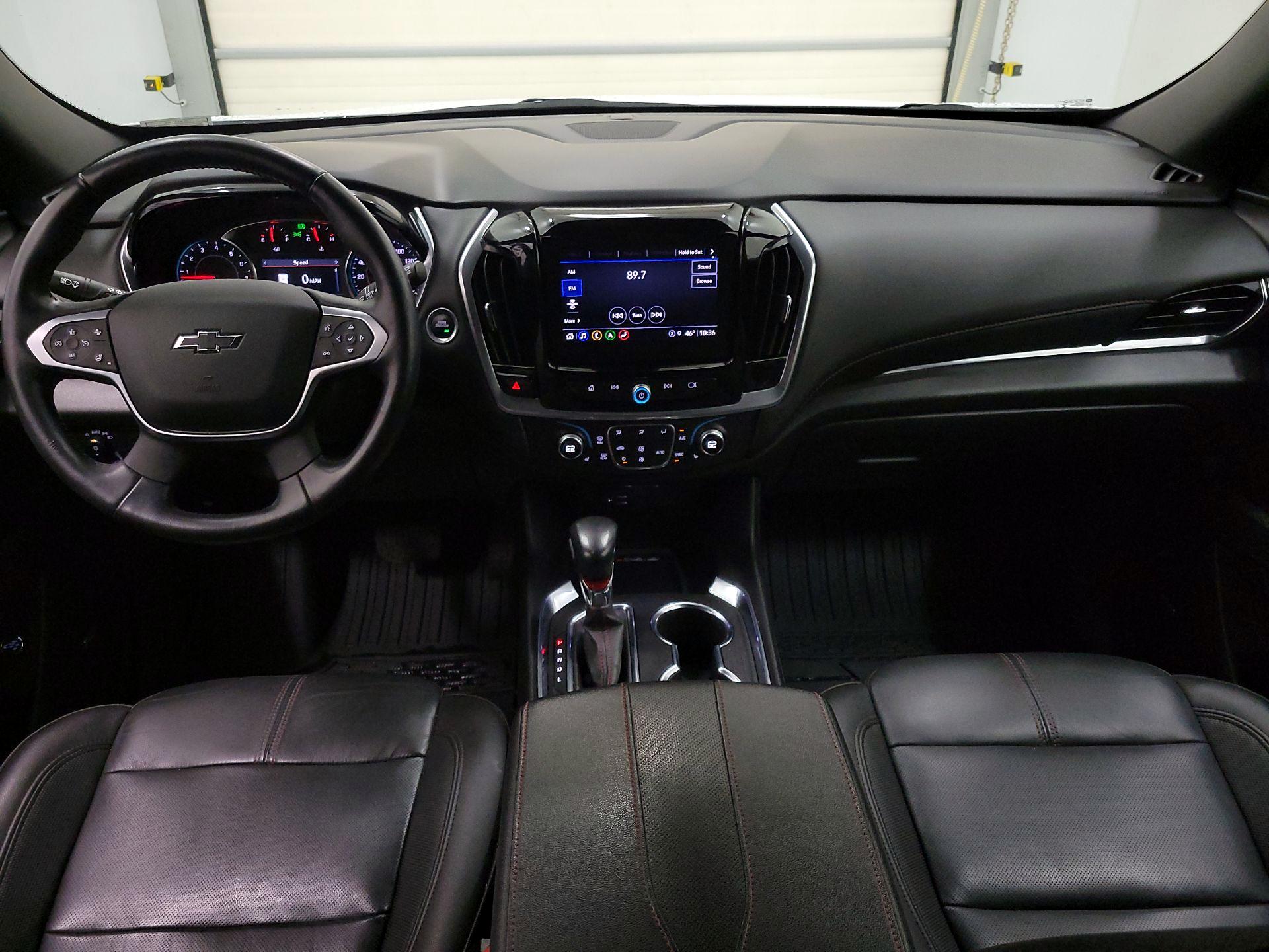 Thumbnail: 2022 Chevrolet Traverse - 9