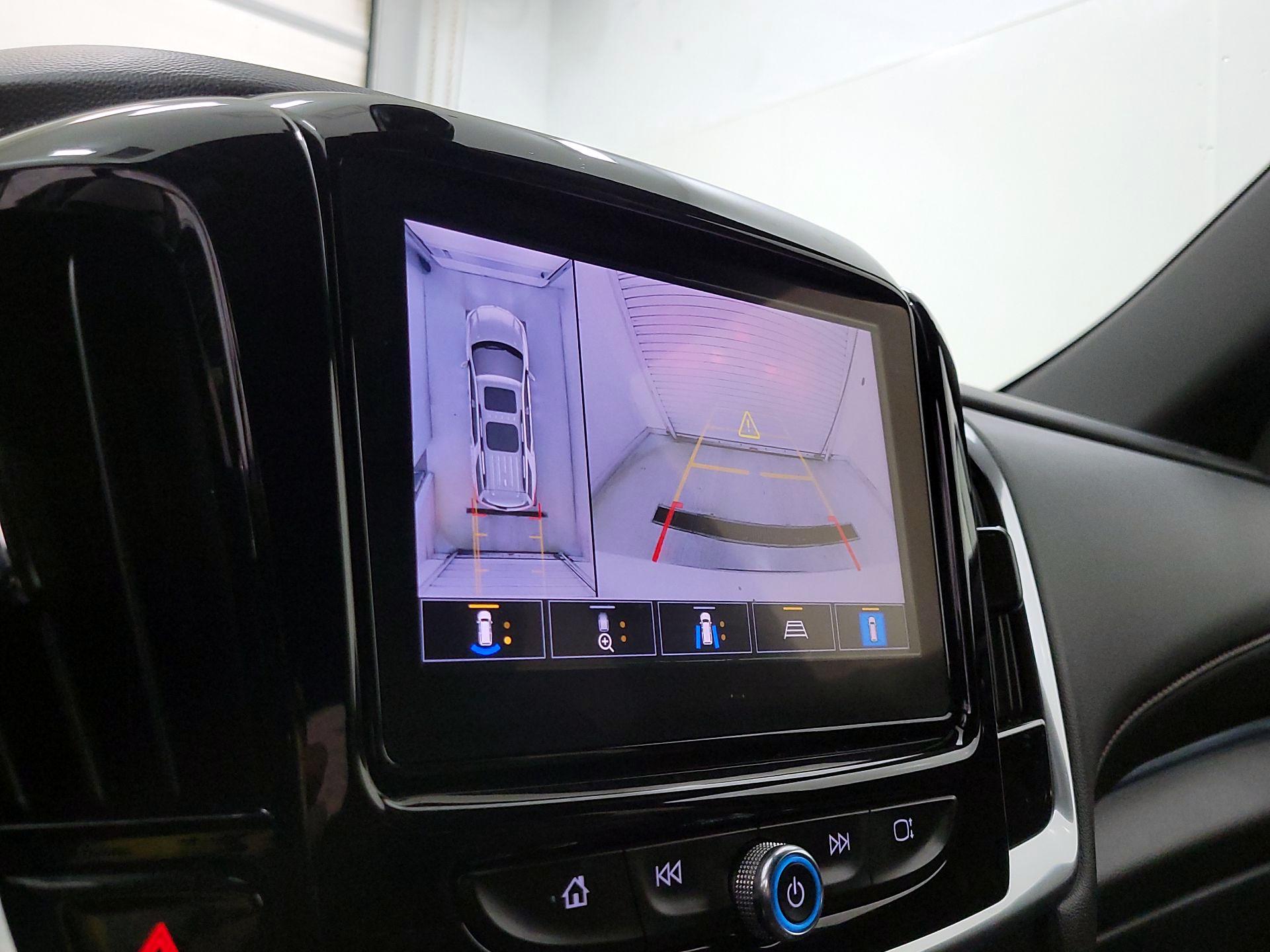 Thumbnail: 2022 Chevrolet Traverse - 14