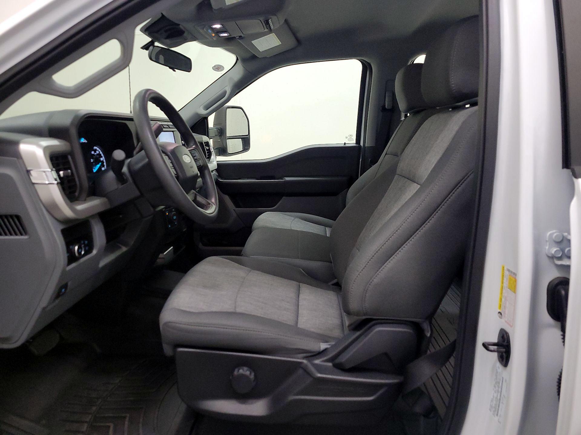 Thumbnail: 2023 Ford F-250 - 11