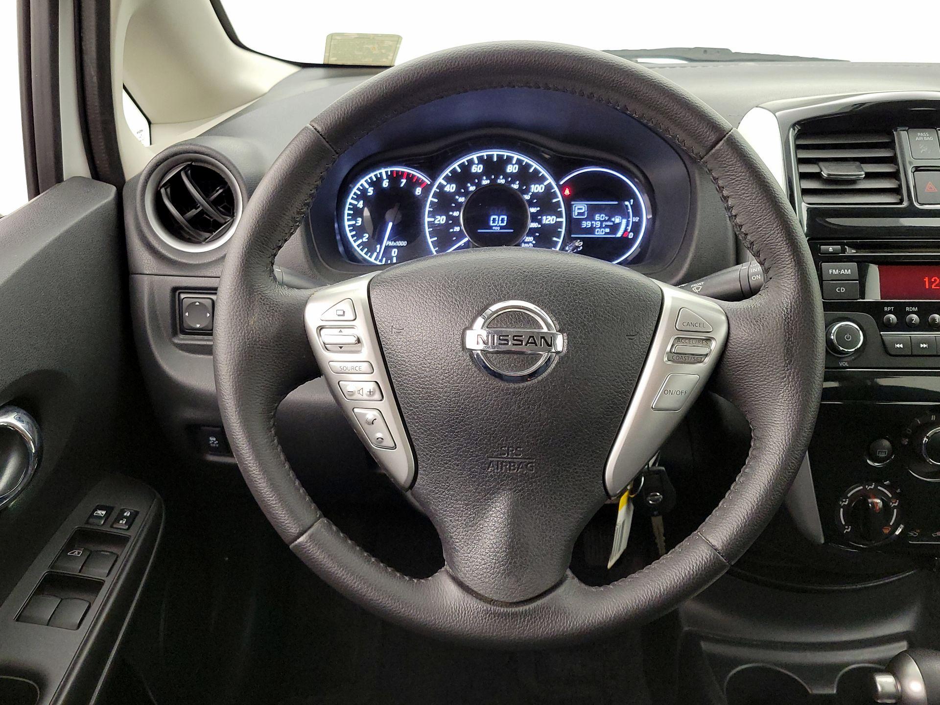 Thumbnail: 2015 Nissan Versa Note - 10