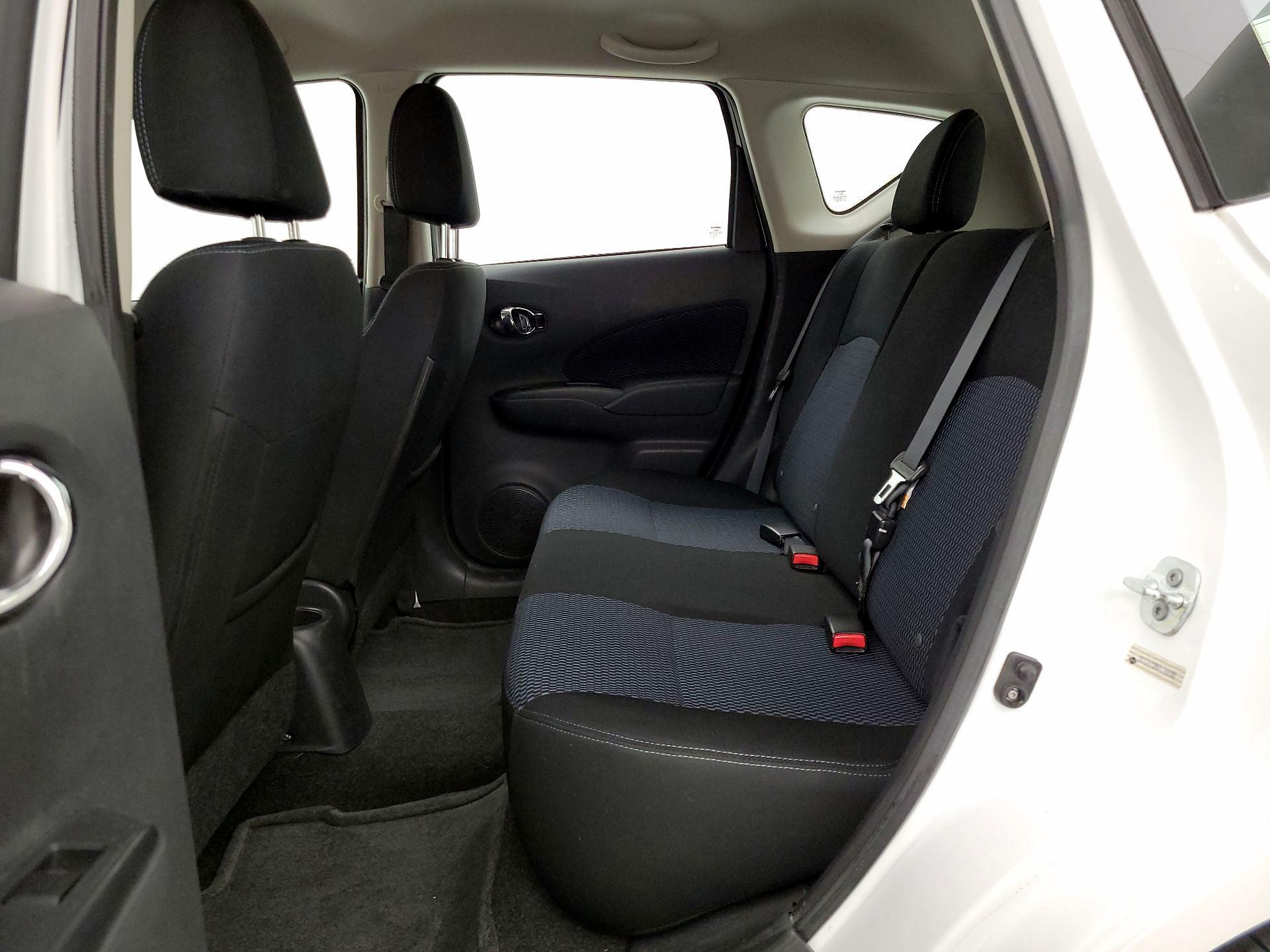 Thumbnail: 2015 Nissan Versa Note - 18