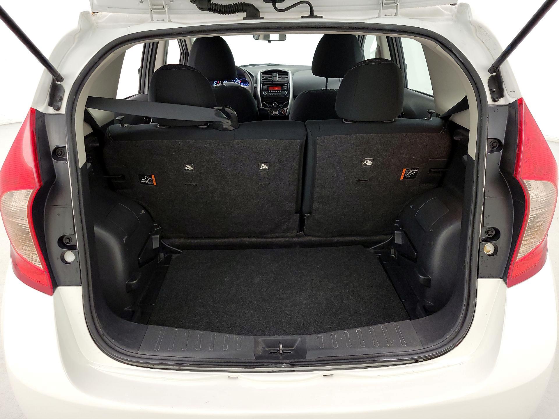 Thumbnail: 2015 Nissan Versa Note - 19