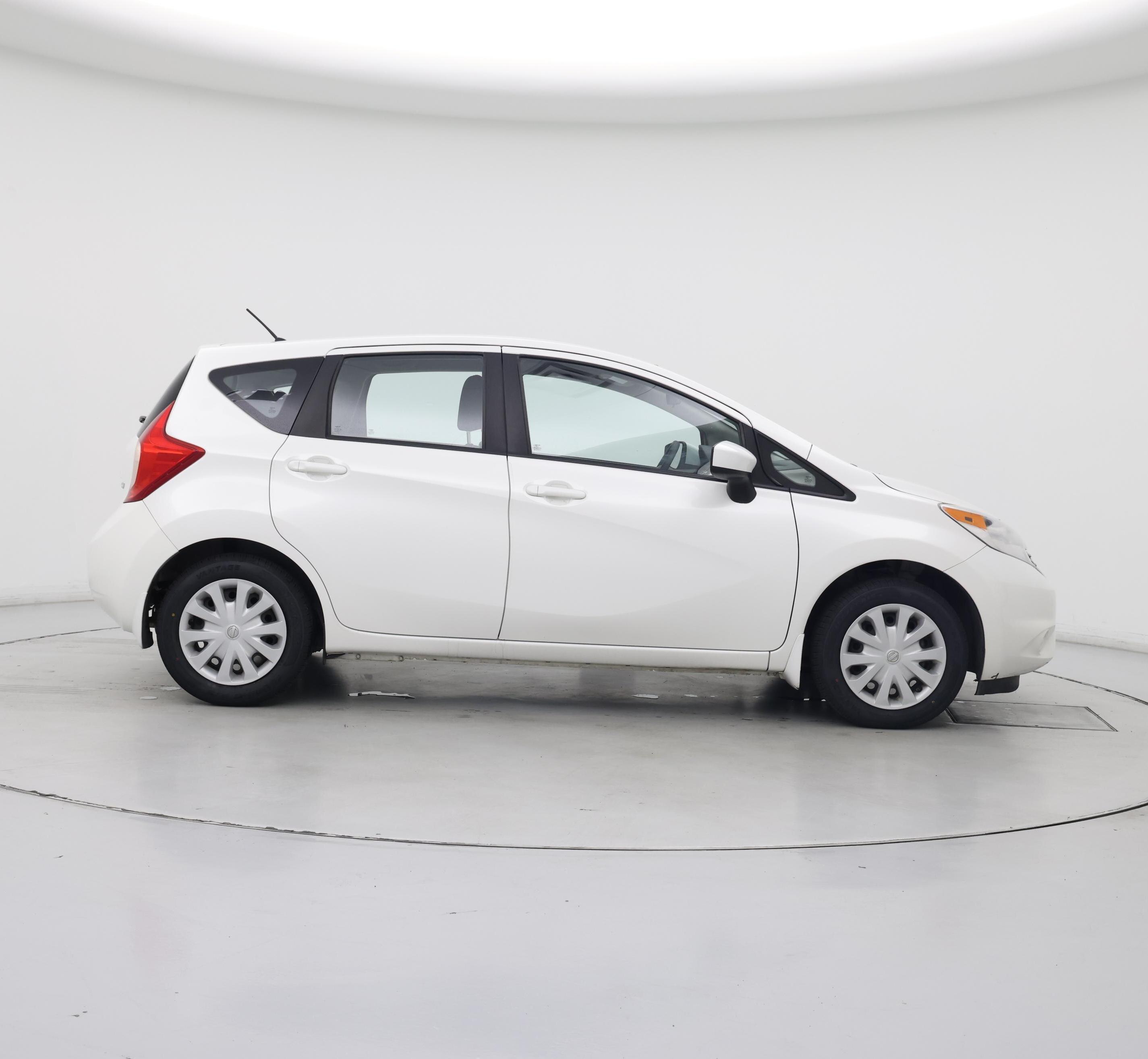 Thumbnail: 2015 Nissan Versa Note - 7