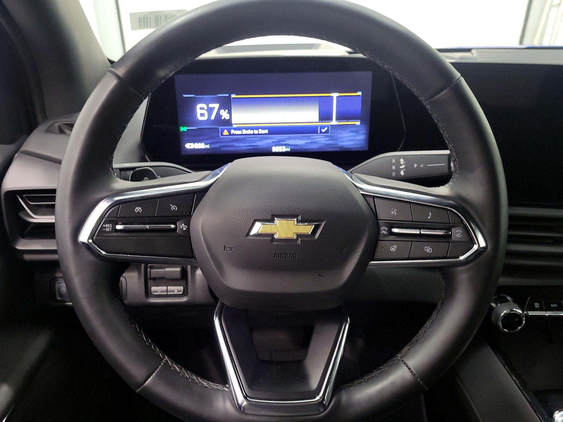 Thumbnail: 2025 Chevrolet Silverado EV - 10