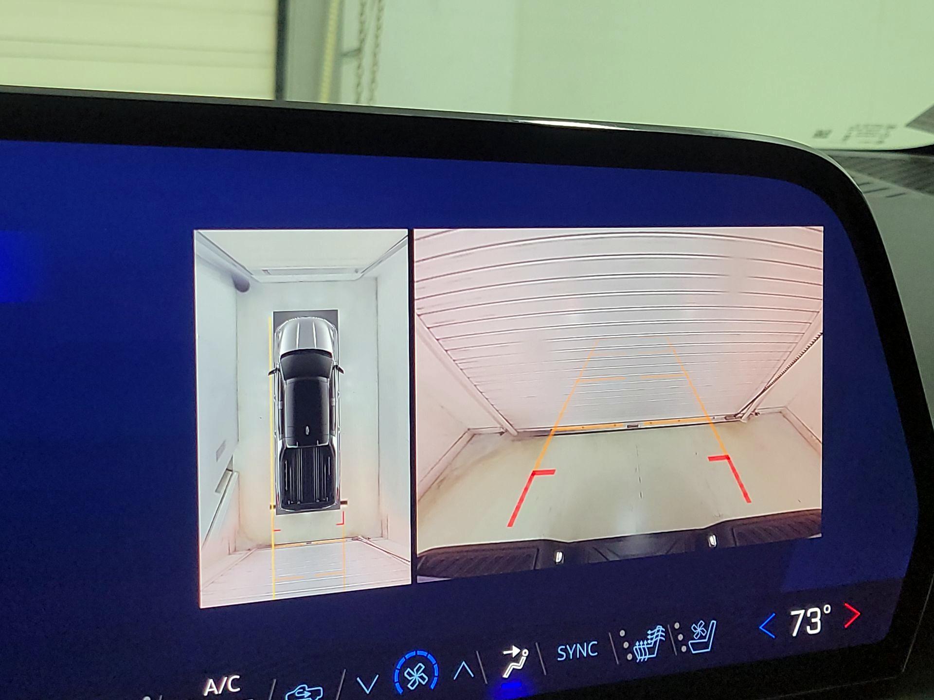 Thumbnail: 2025 Chevrolet Silverado EV - 15