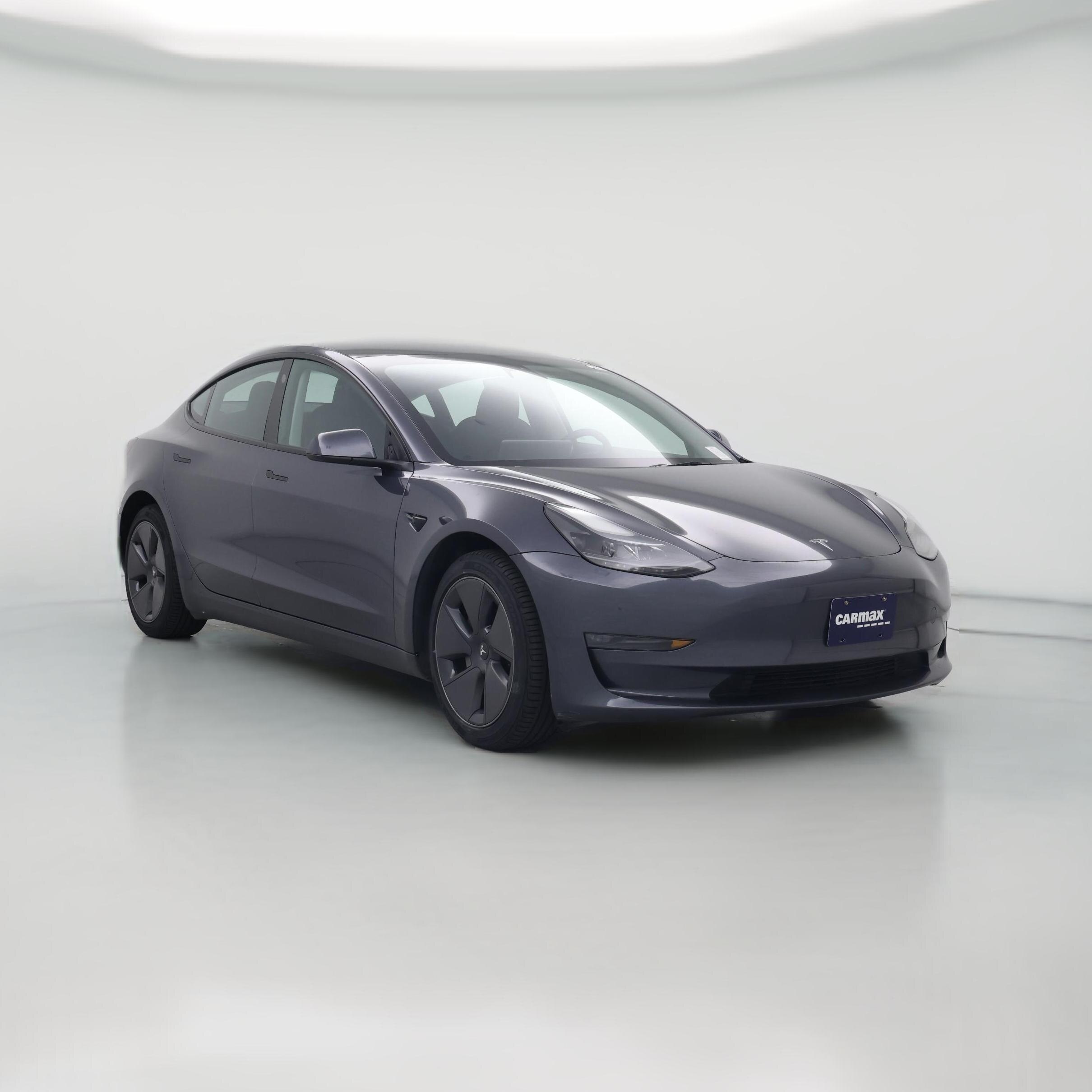 Thumbnail: 2023 Tesla Model 3 - 1