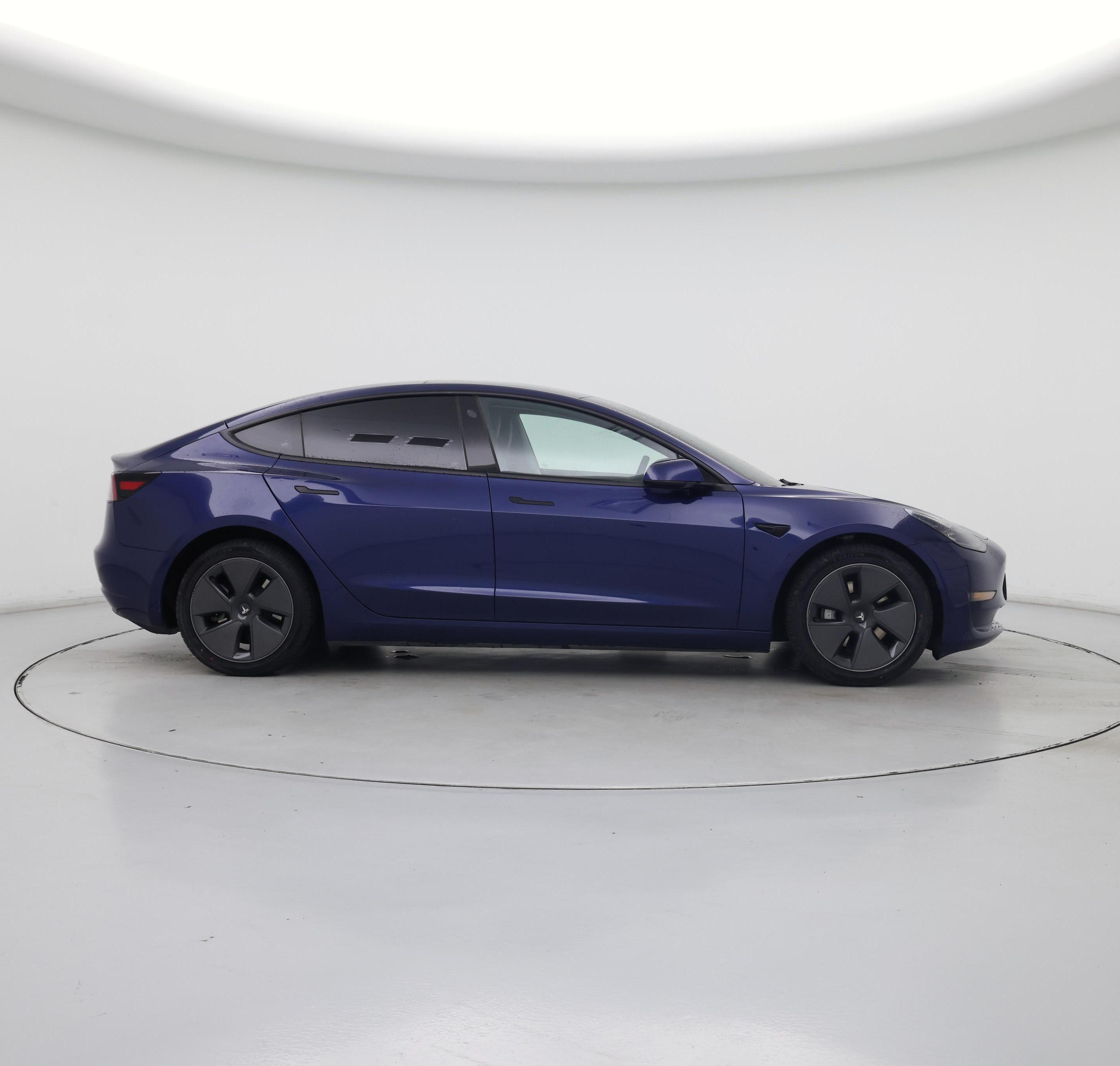Thumbnail: 2023 Tesla Model 3 - 7
