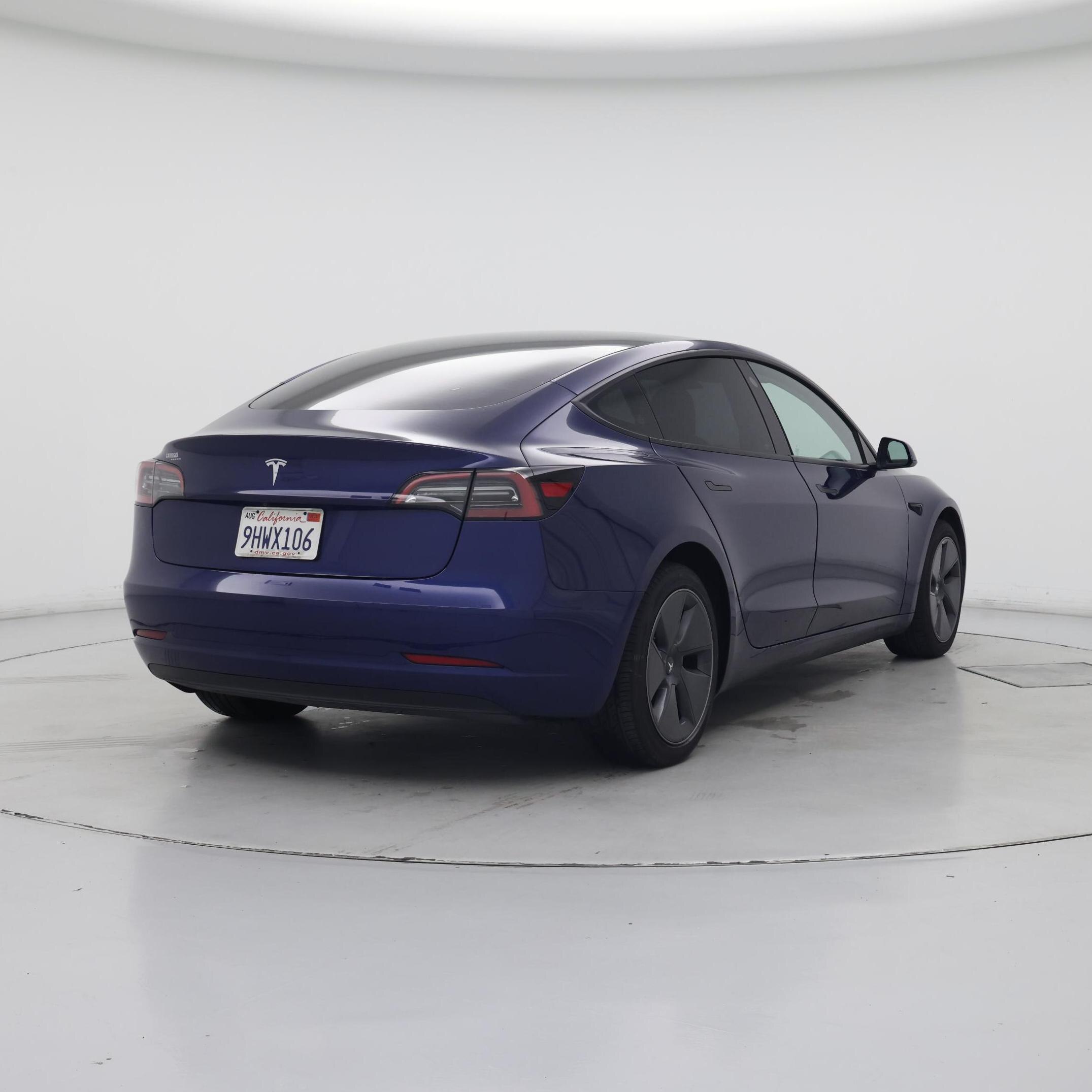 Thumbnail: 2023 Tesla Model 3 - 8