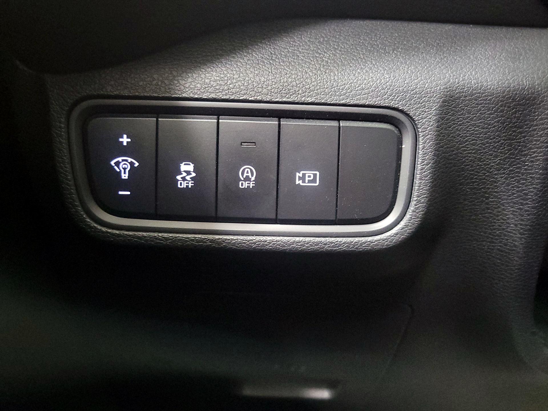 Thumbnail: 2023 Kia Soul - 13