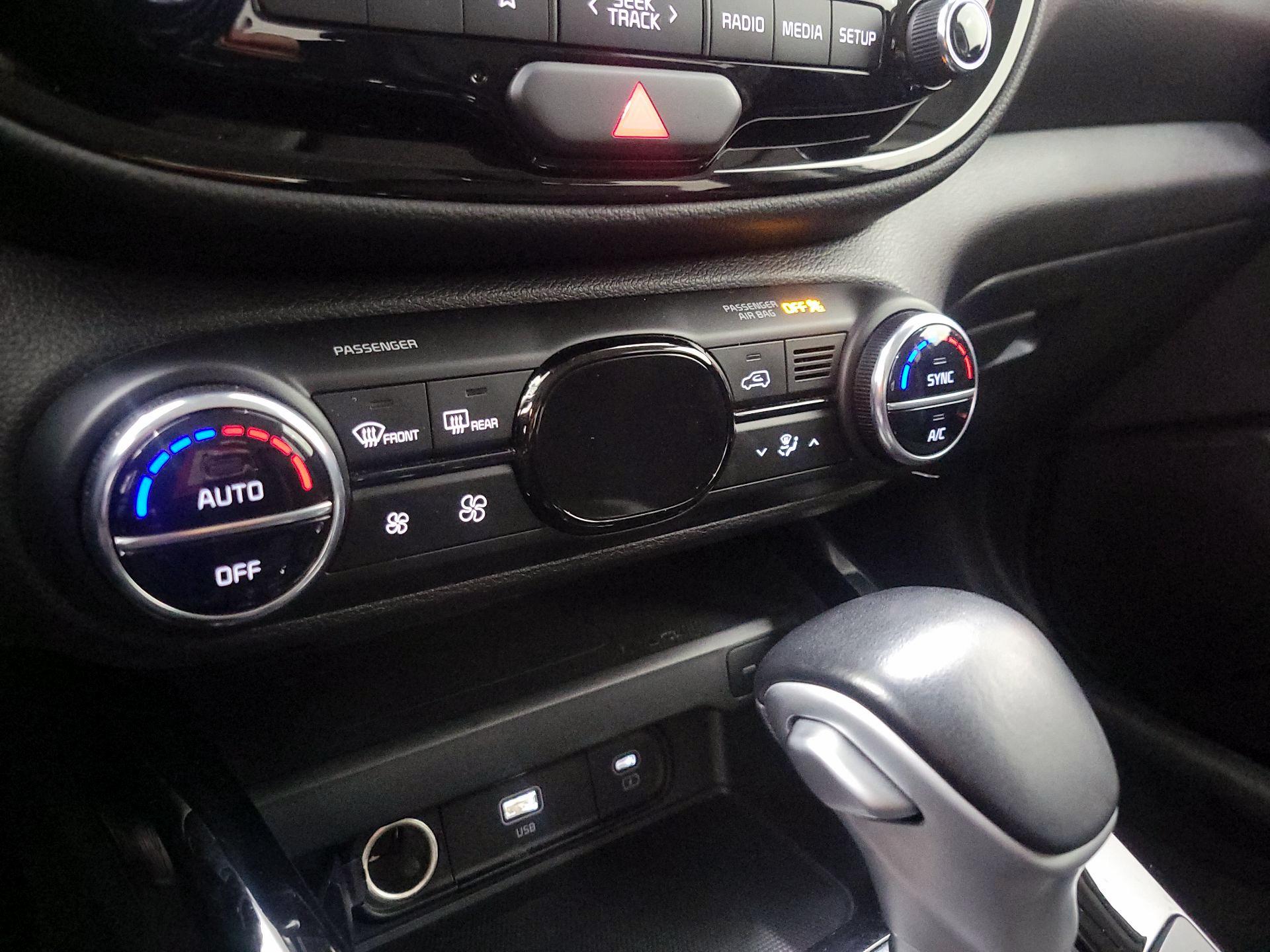 Thumbnail: 2023 Kia Soul - 17