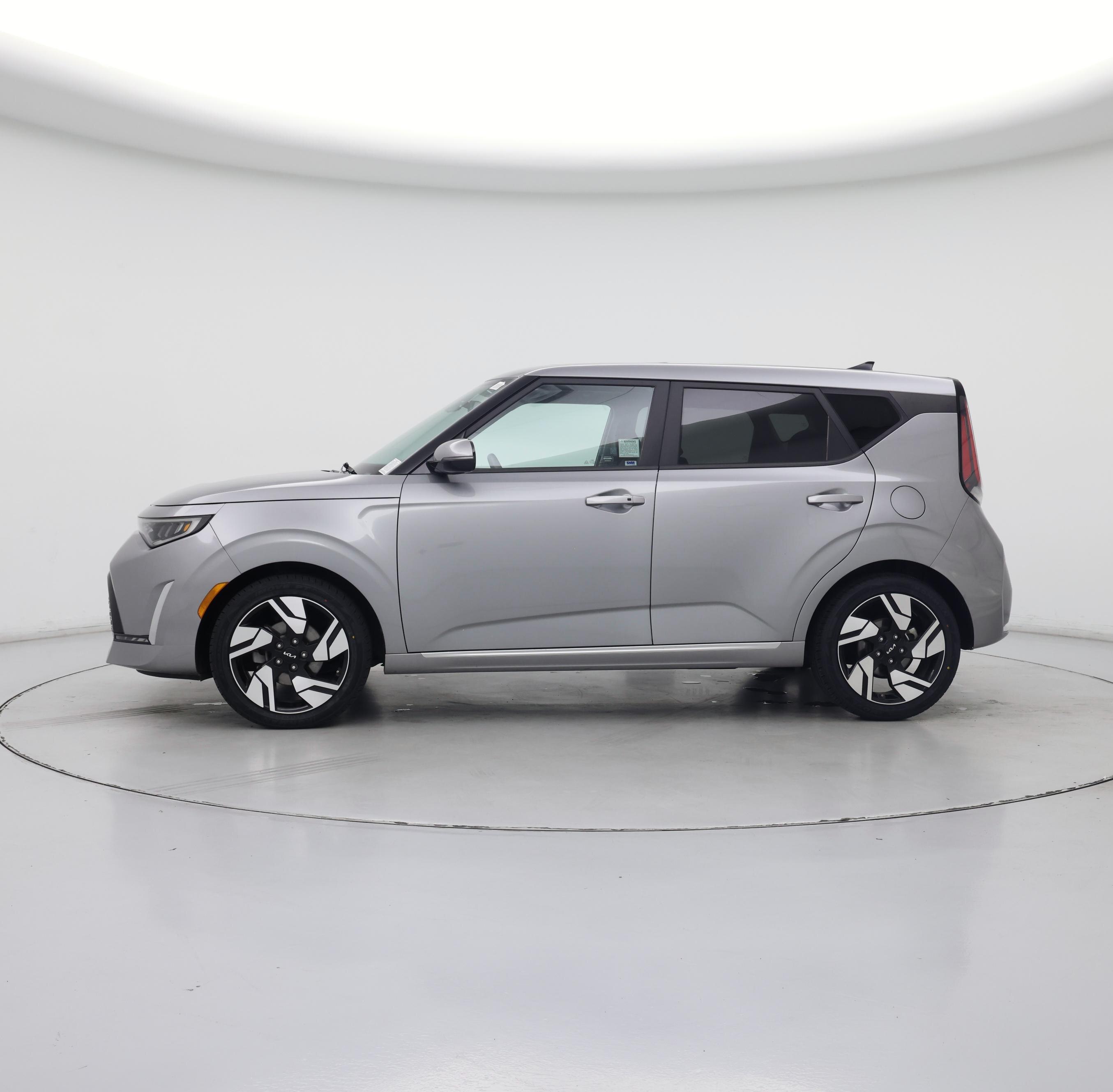 Thumbnail: 2023 Kia Soul - 3