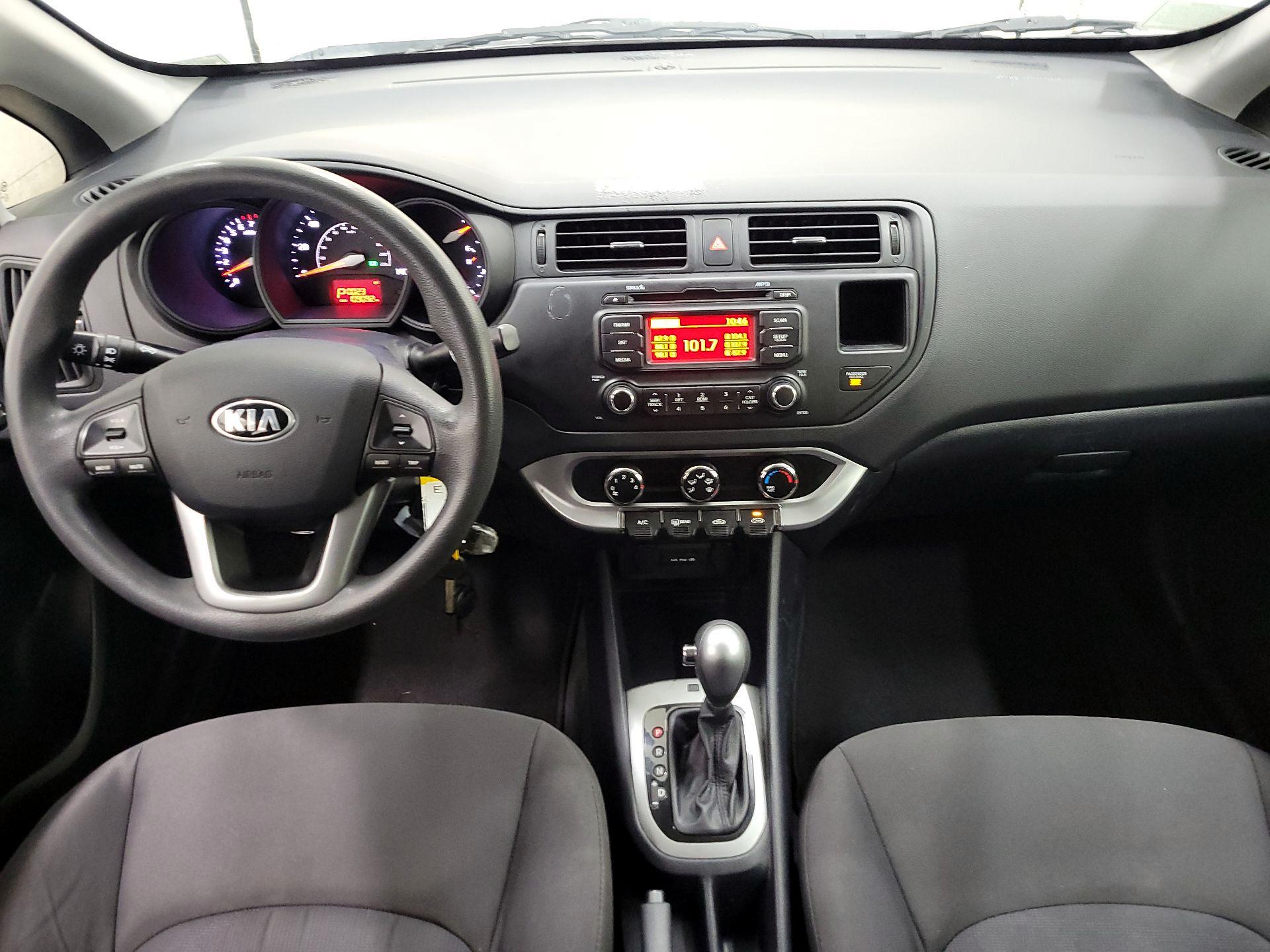 Thumbnail: 2014 Kia Rio - 9