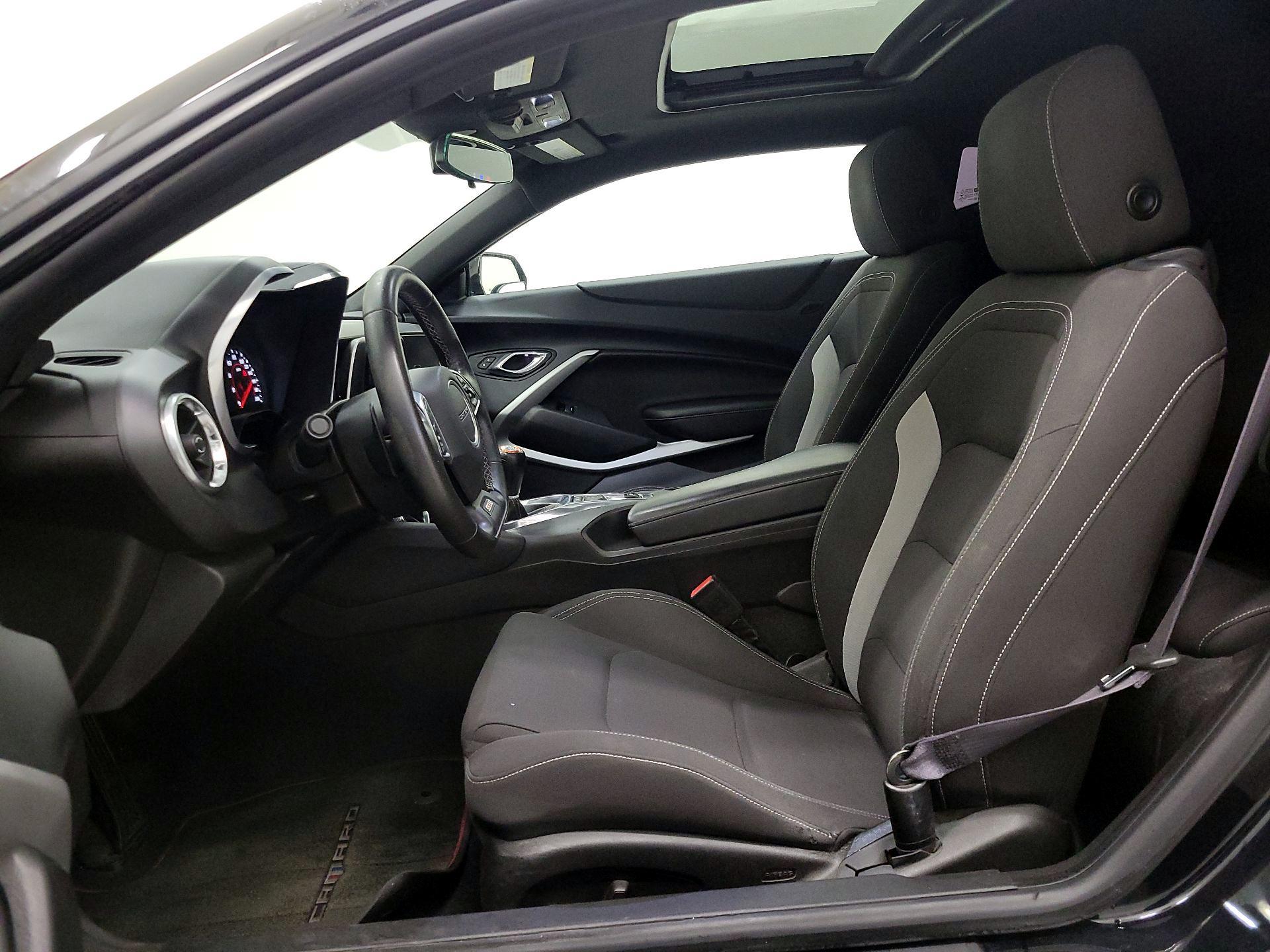 Thumbnail: 2016 Chevrolet Camaro - 11