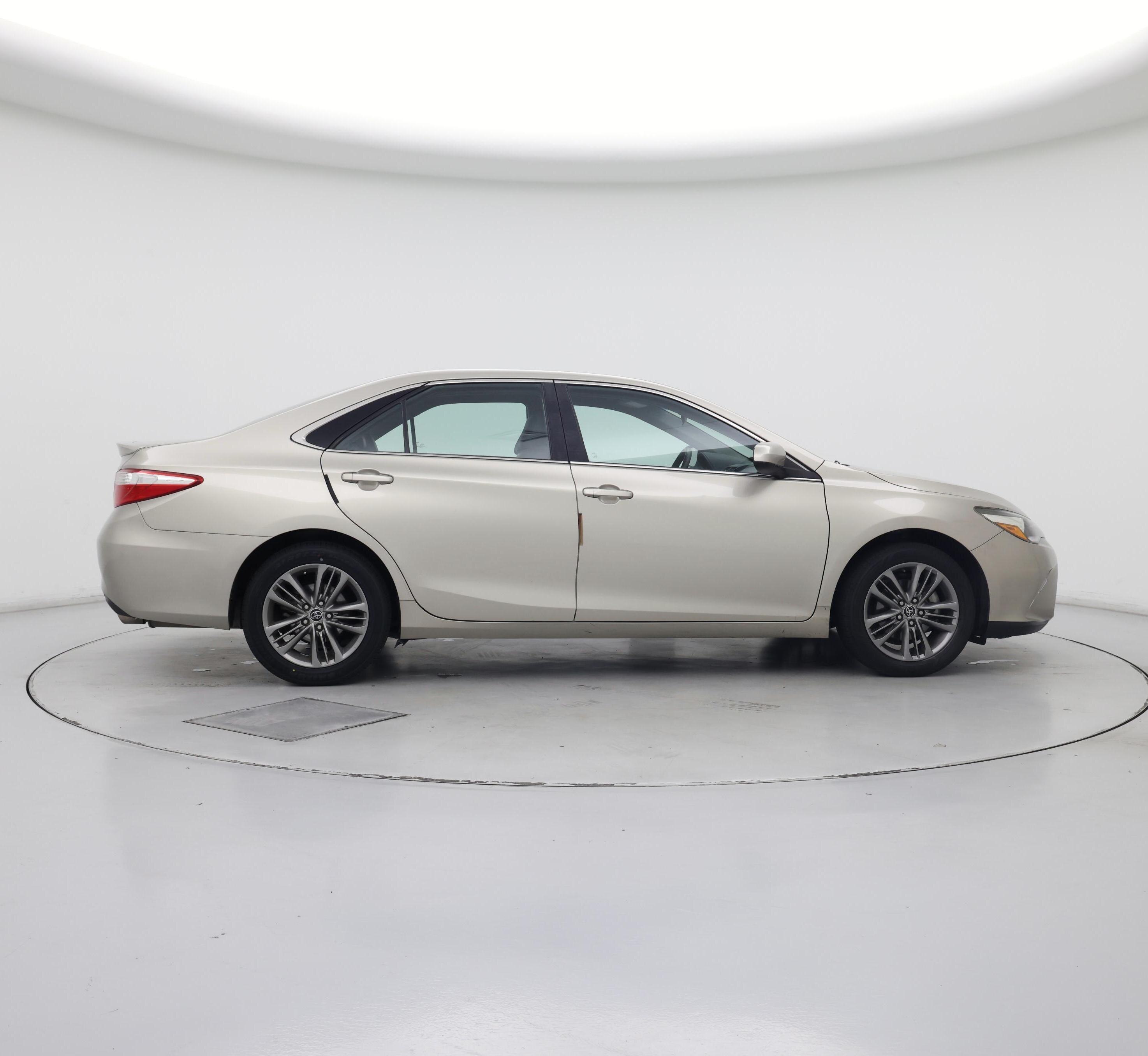 Thumbnail: 2015 Toyota Camry - 7